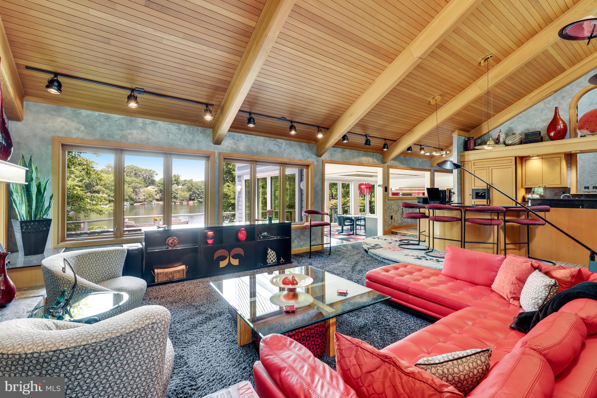 RESTON - Residential