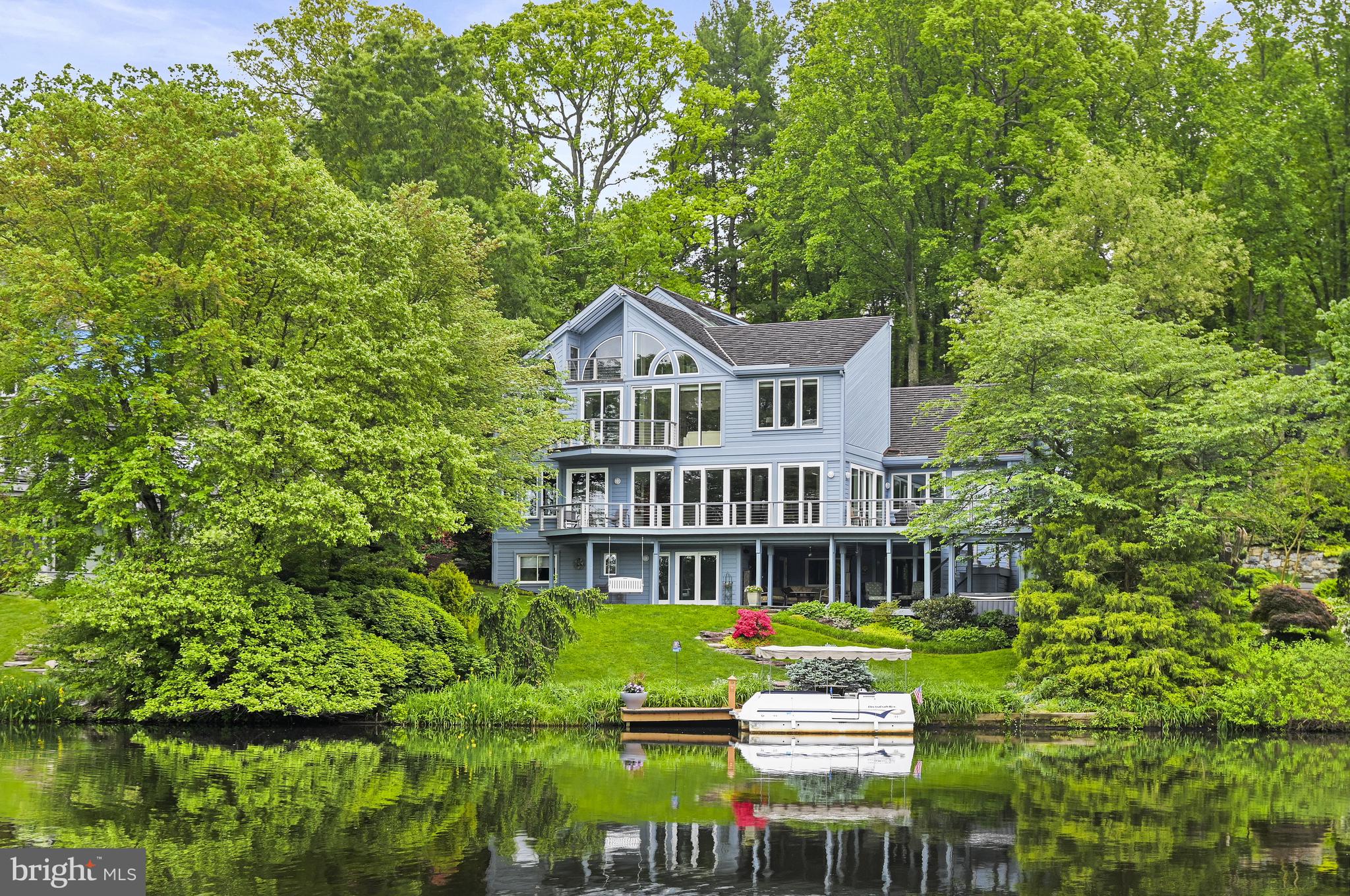 RESTON - Residential