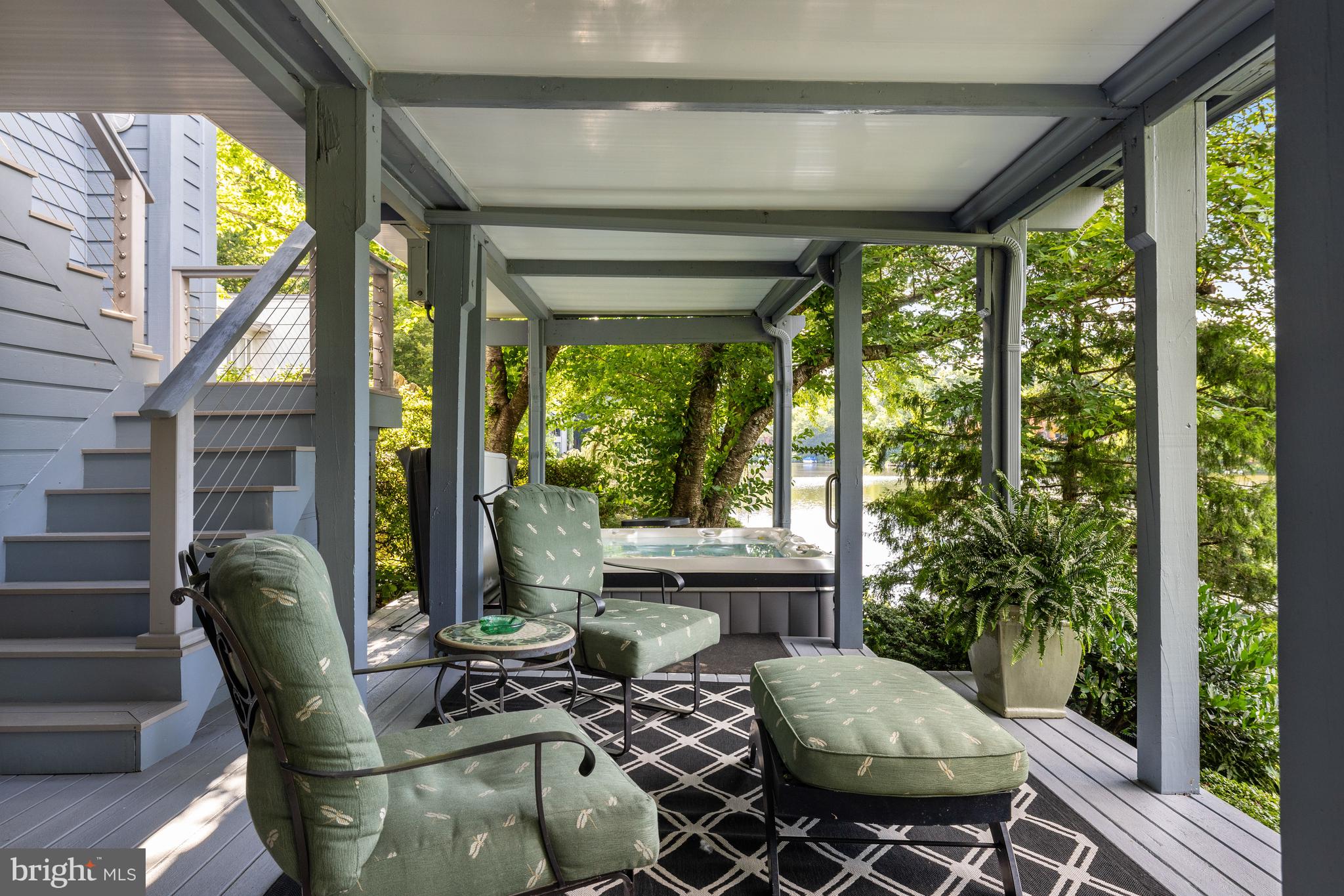 RESTON - Residential