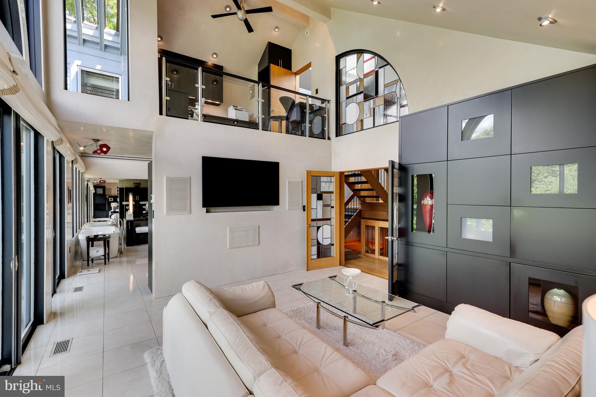 RESTON - Residential