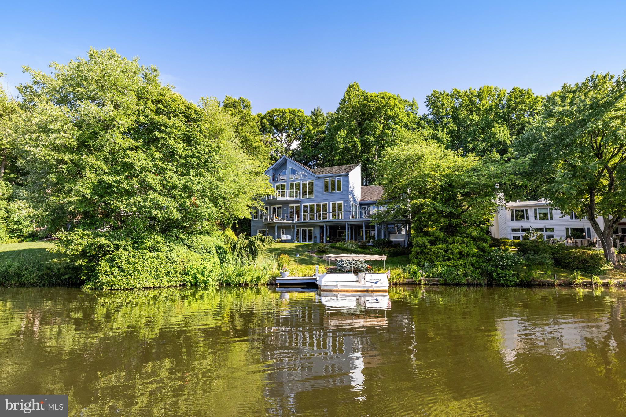 RESTON - Residential