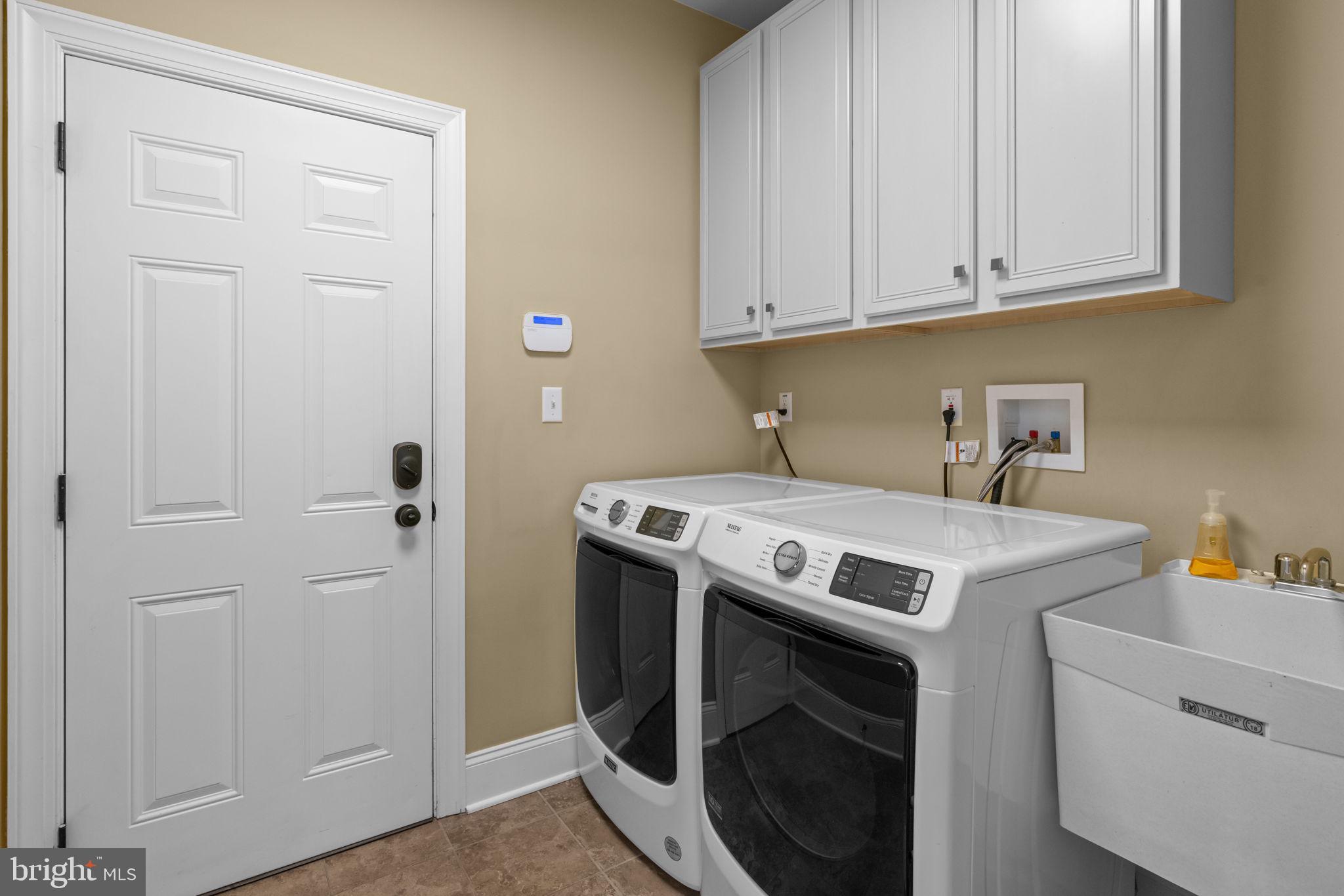 NEWTOWN WALK - Residential