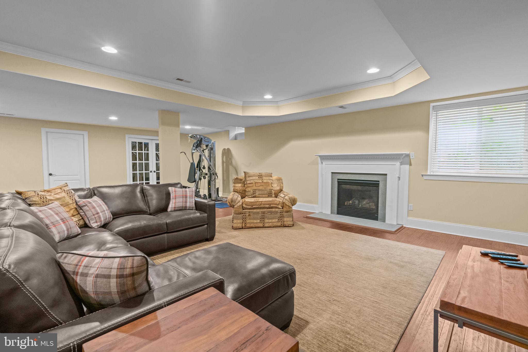 NEWTOWN WALK - Residential