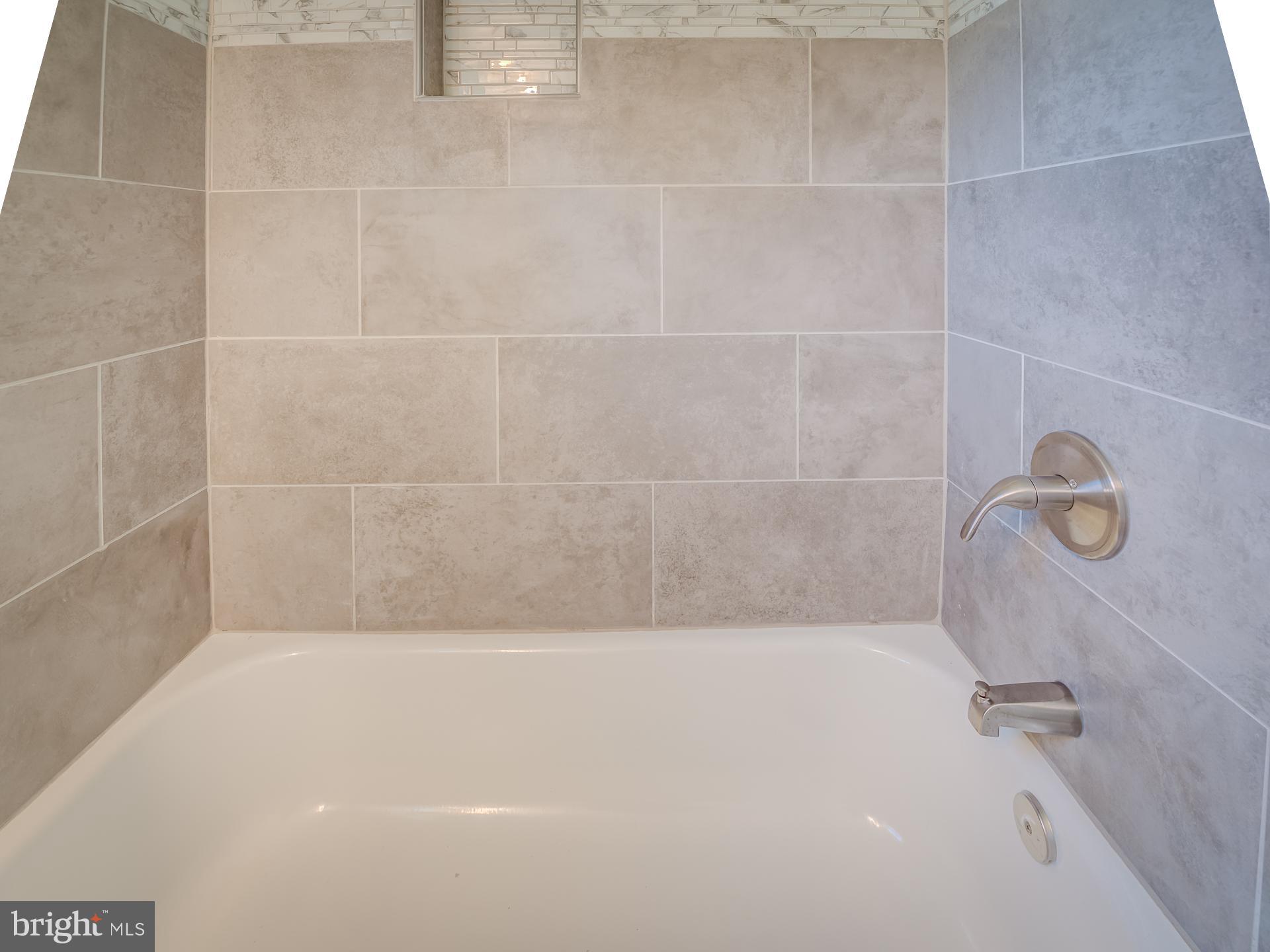 BONIWOOD - PLAT FOUR - Residential