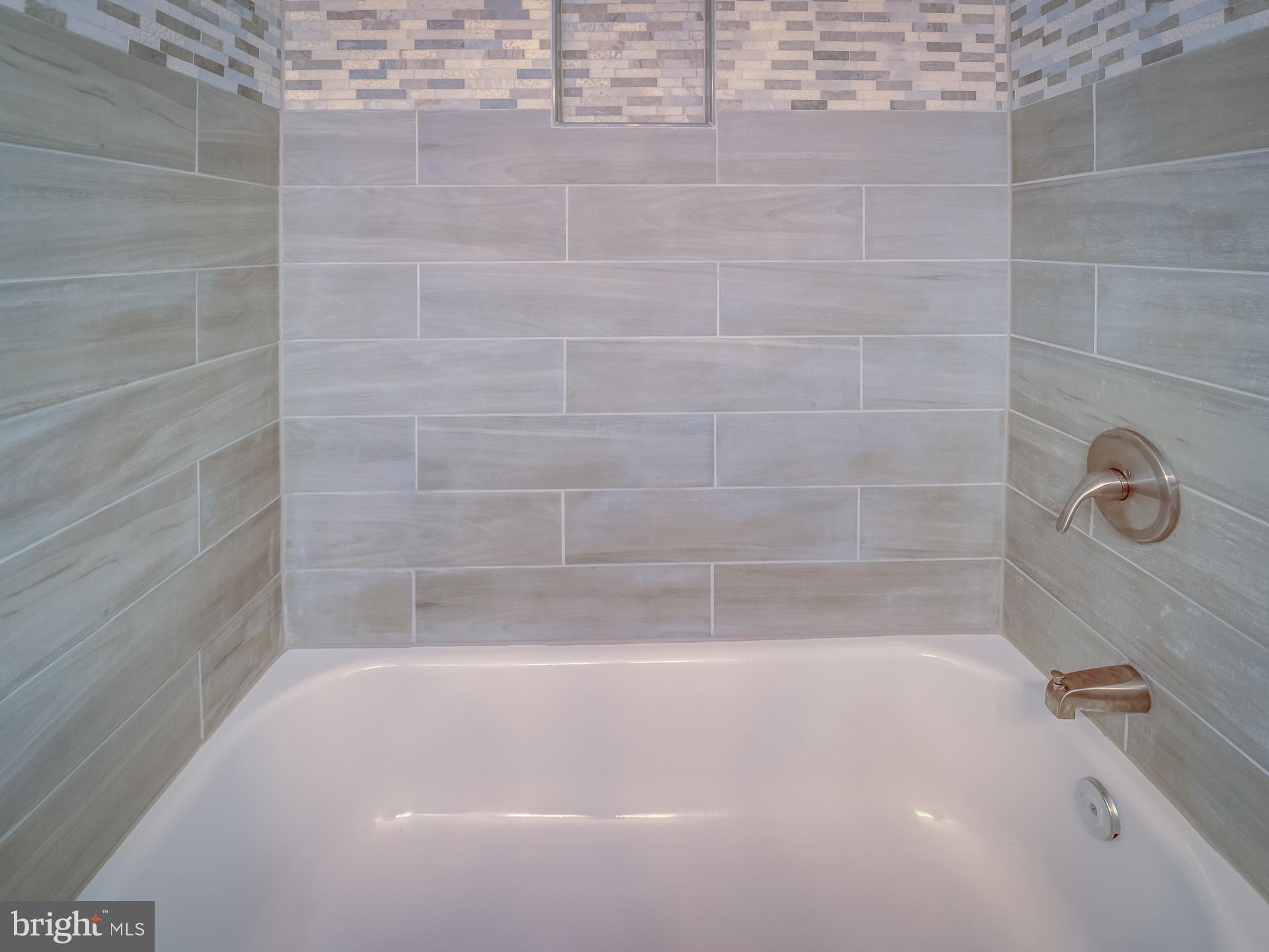 BONIWOOD - PLAT FOUR - Residential