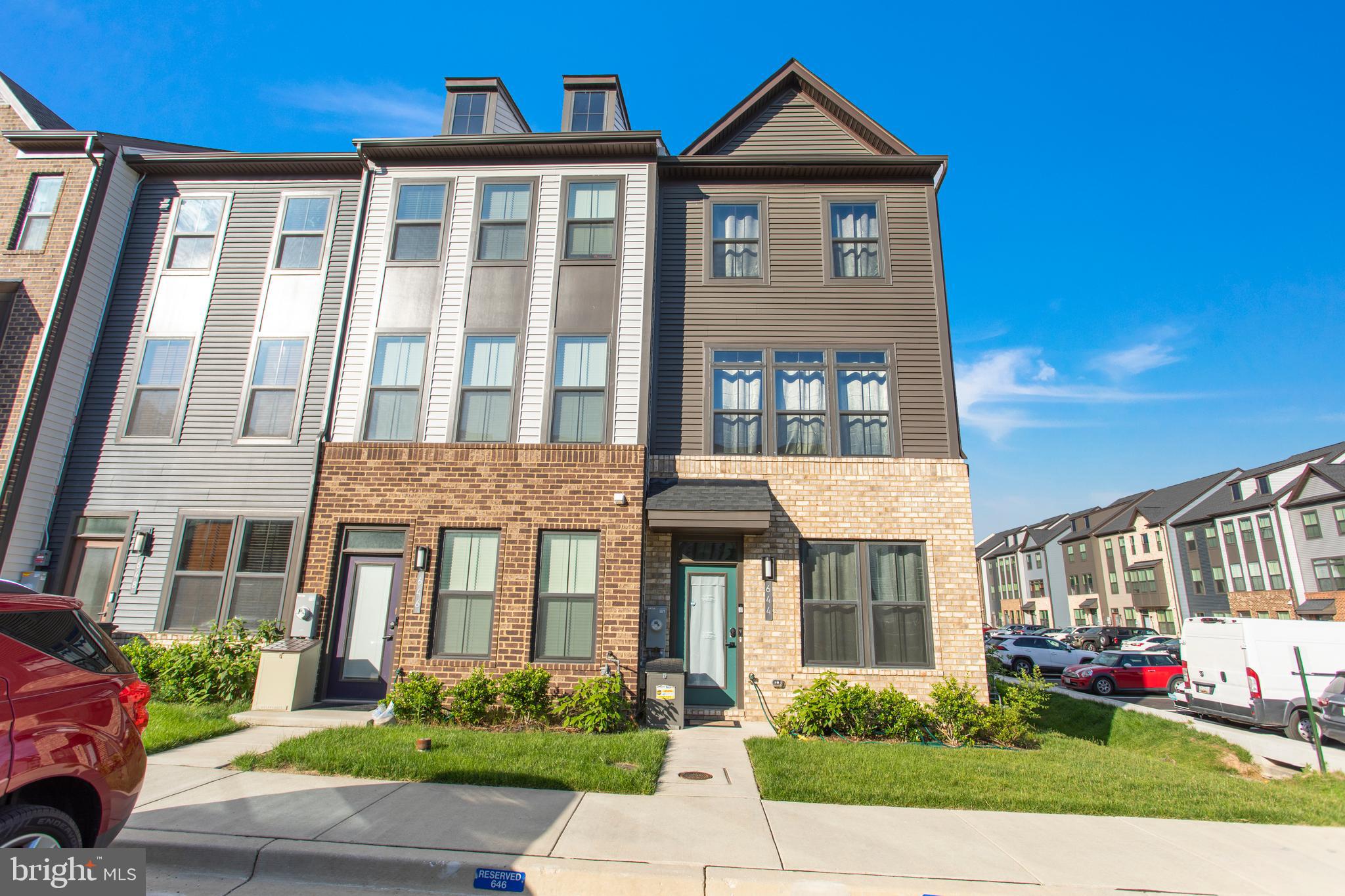 644 LAKEMONT DRIVE