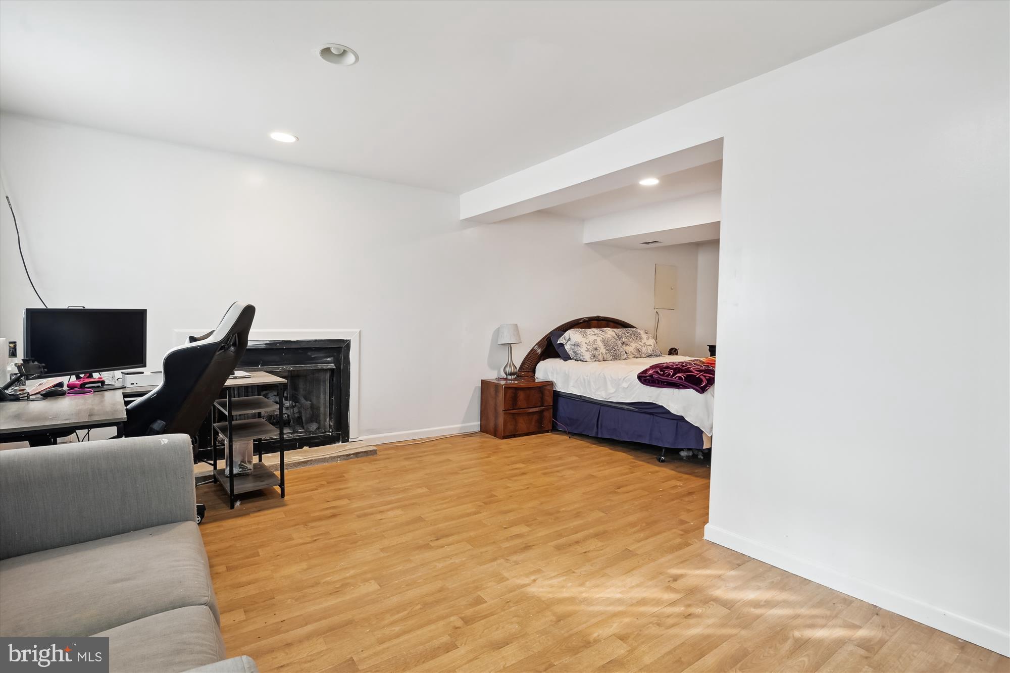 HUNTERS WOODS - Residential