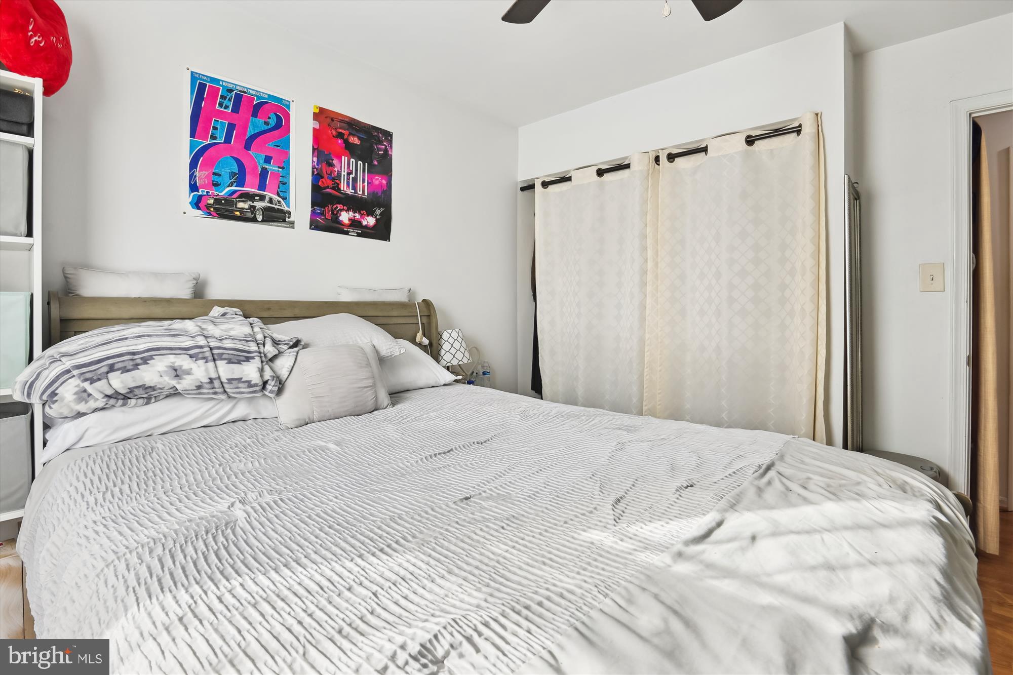 HUNTERS WOODS - Residential