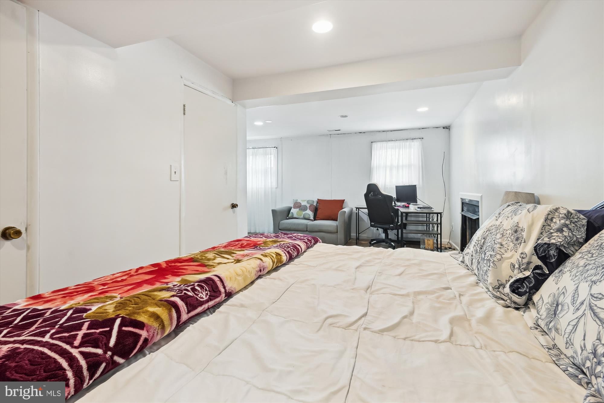 HUNTERS WOODS - Residential