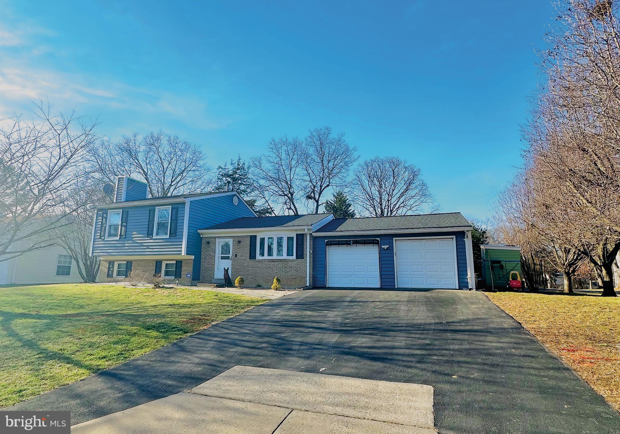 HUNTERS WOODS - Residential