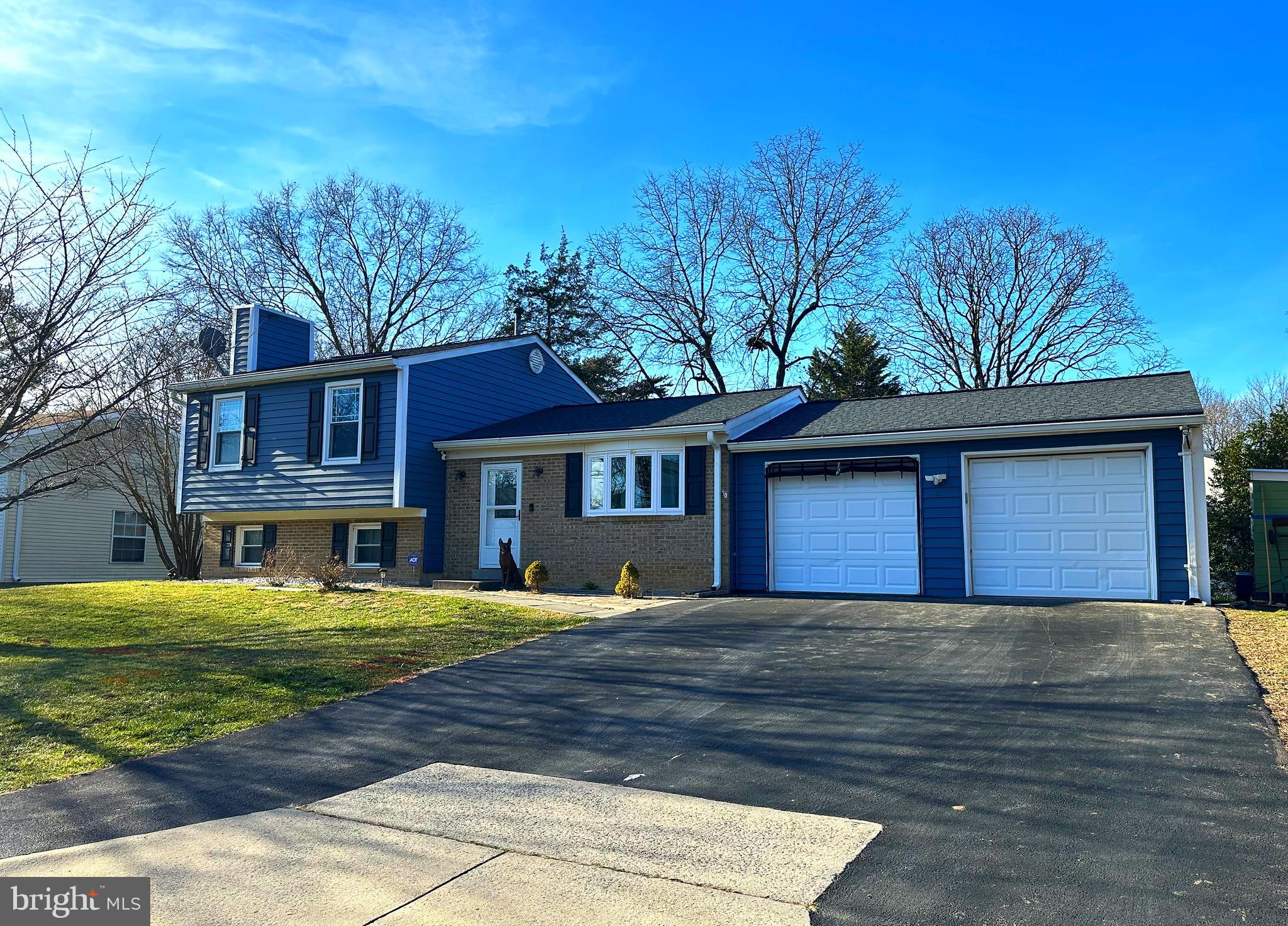 HUNTERS WOODS - Residential