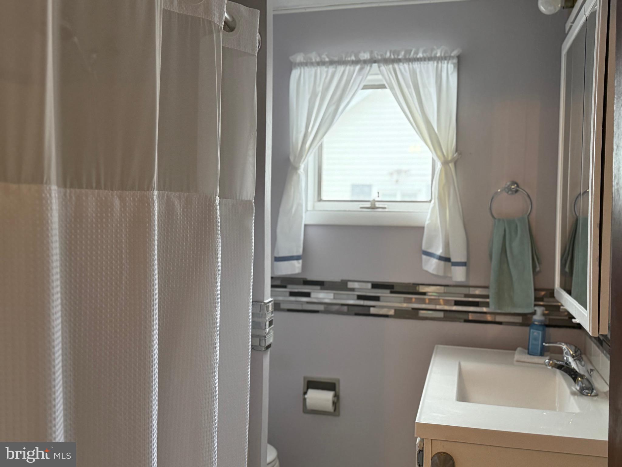 EAST END - Residential