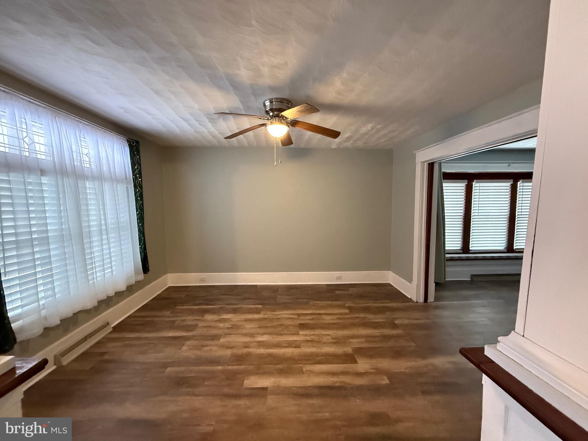 EAST END - Residential