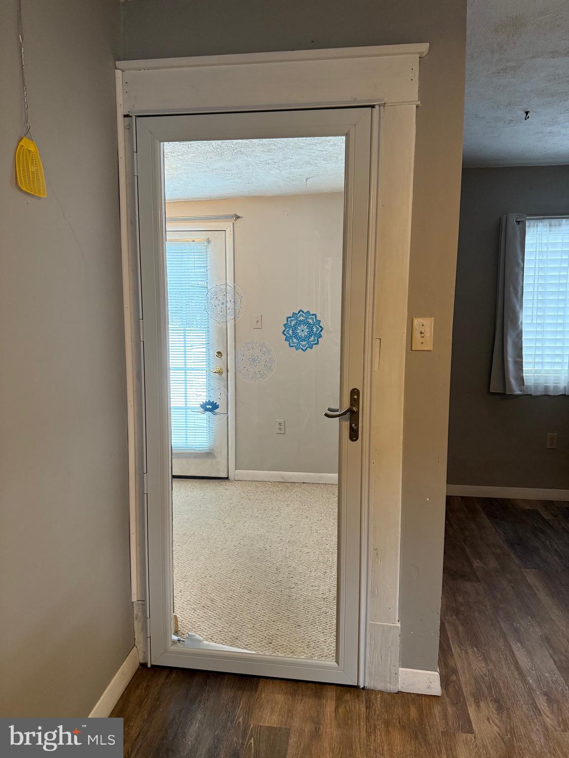 EAST END - Residential