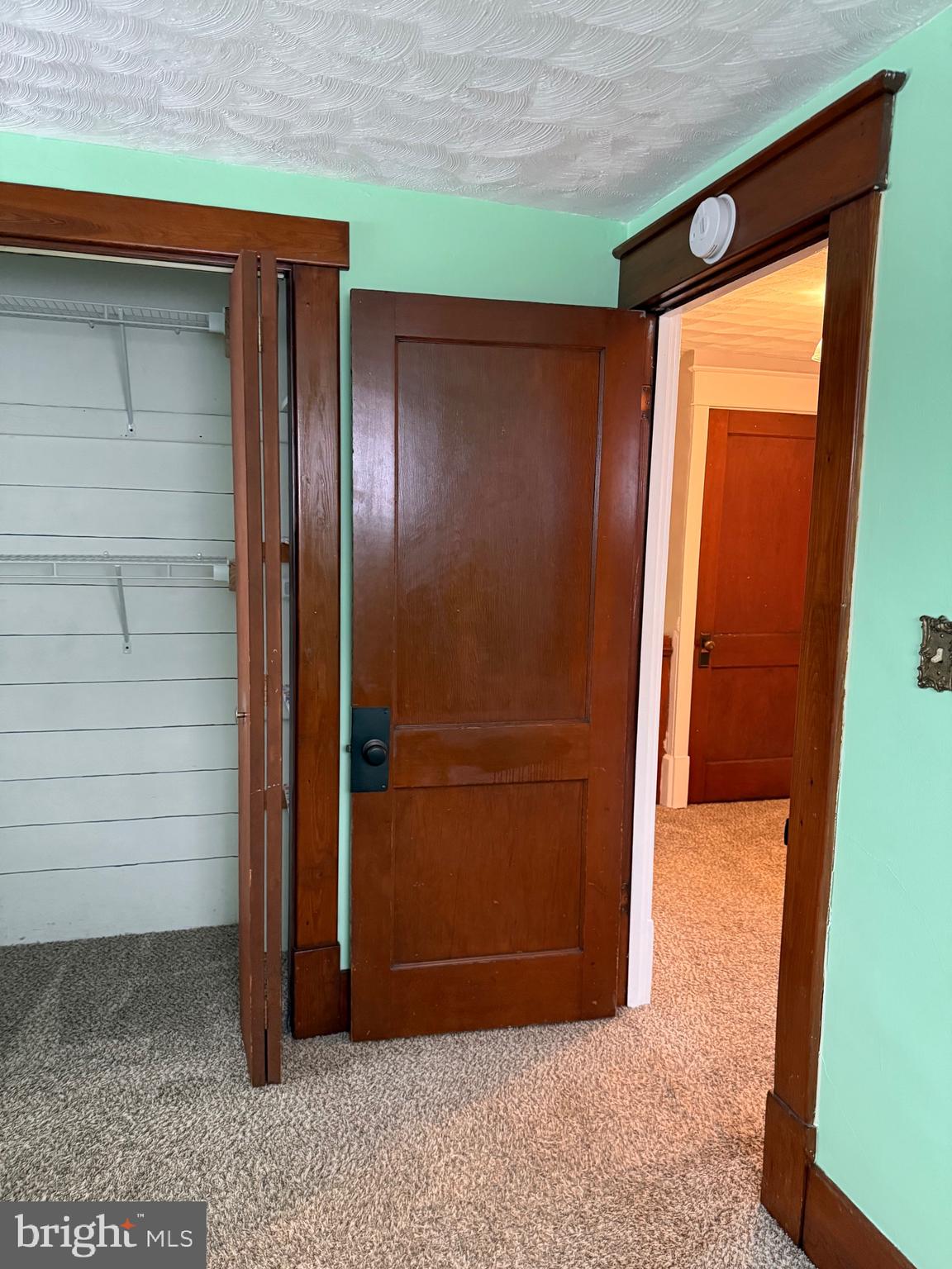 EAST END - Residential