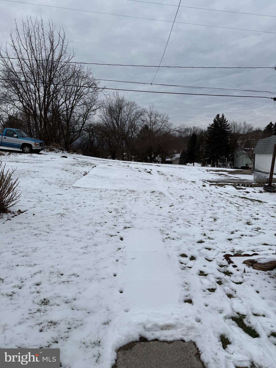 EAST END - Residential