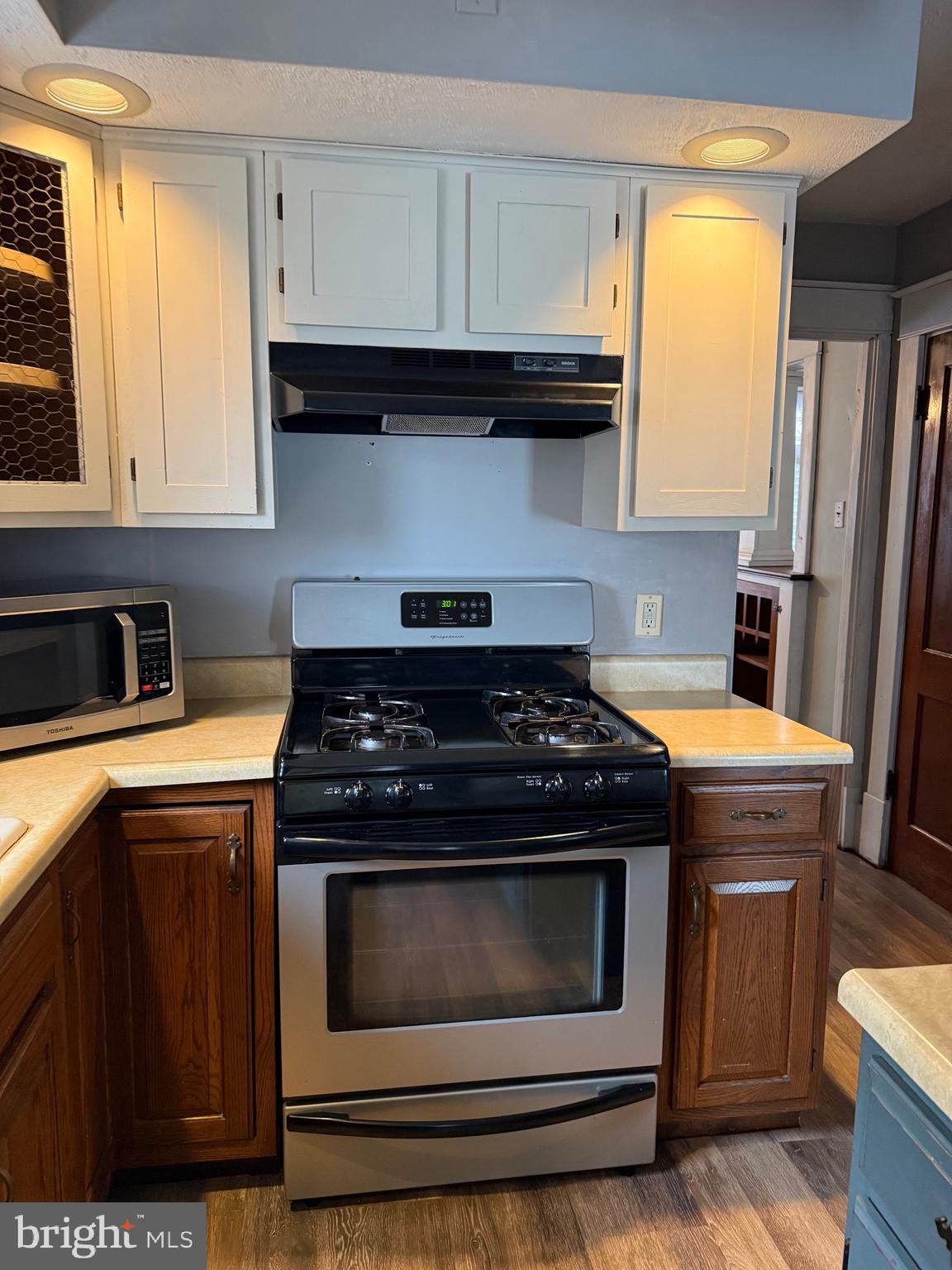 EAST END - Residential