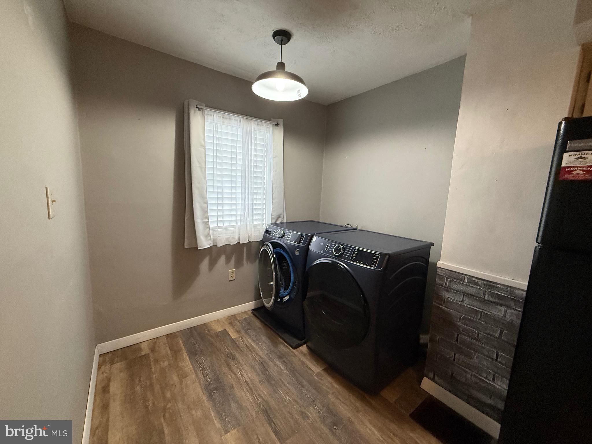 EAST END - Residential