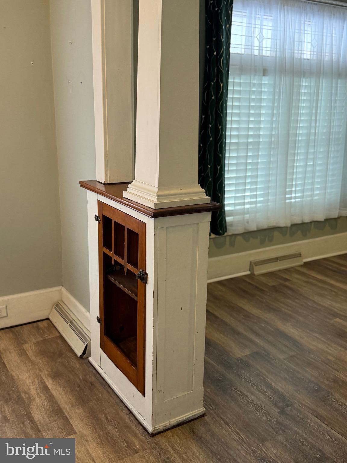 EAST END - Residential