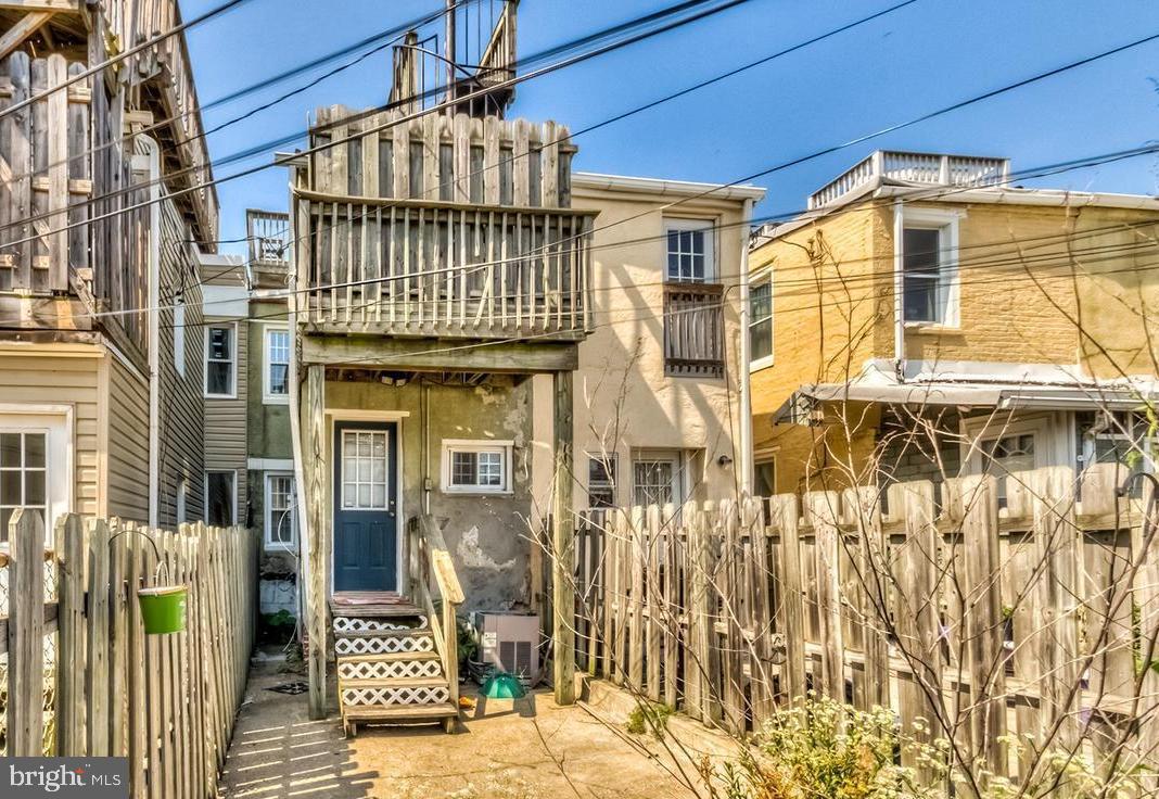 FEDERAL HILL HISTORIC DISTRICT - Residential Lease