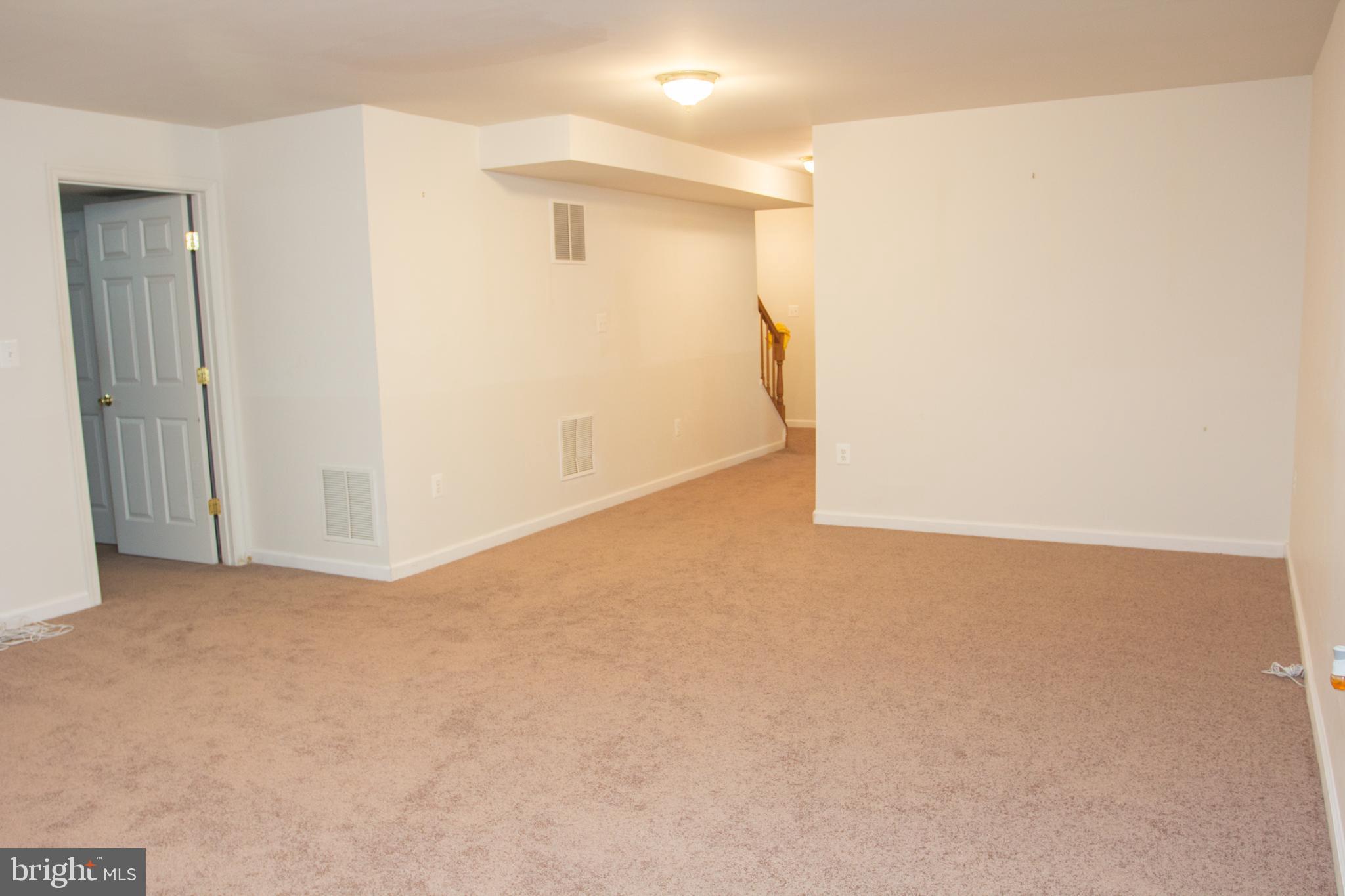 ENGLAND RUN NORTH - Residential