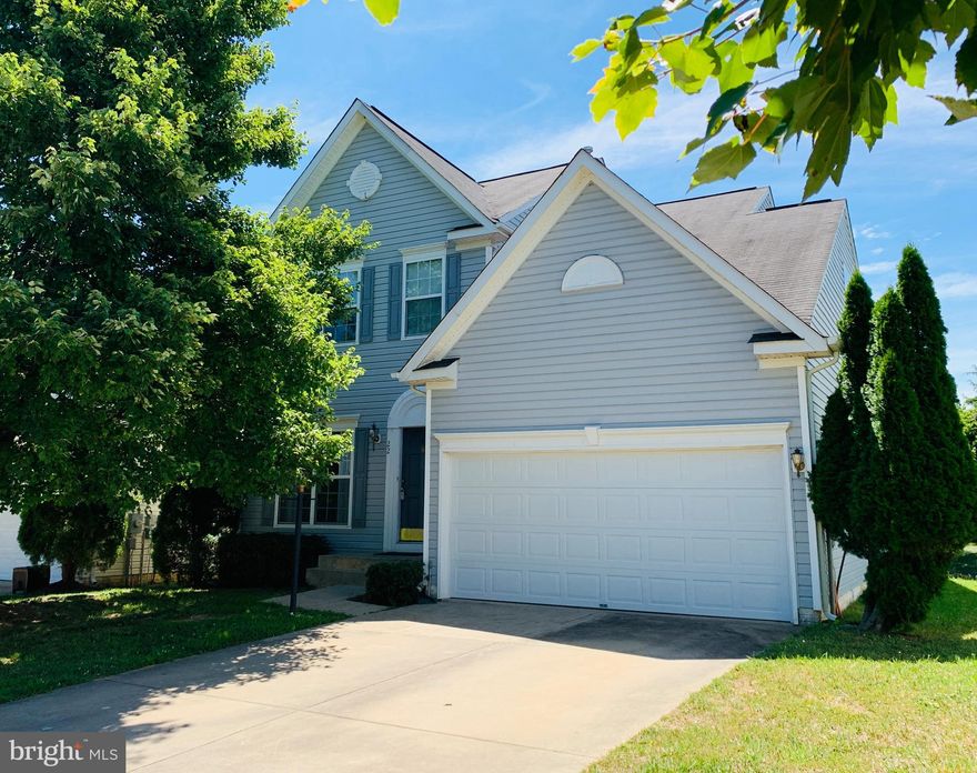 Nestled in a quiet cul-de-sac, this classic Colonial-style home features a kitchen that opens to a breakfast nook & spacious family room.  The separate living room that is adjacent to the dining room is idealfor entertaining guests.  There are 4 bedrooms in the upper level, including a spacious master bedroom with vaulted ceiling. The basement can be used as a game room or additional family room plus there is a separate room that can be utilized as a bedroom.  The community pool is easily accessible via trail from the cul-de-sac.  Trips to the pool can't be any easier!  If you're commuting to Washington DC or Northern Virginia, the commuter lot is less than 2 miles.  You can get in the slug line or catch a charter bus from this conveniently located parking lot.