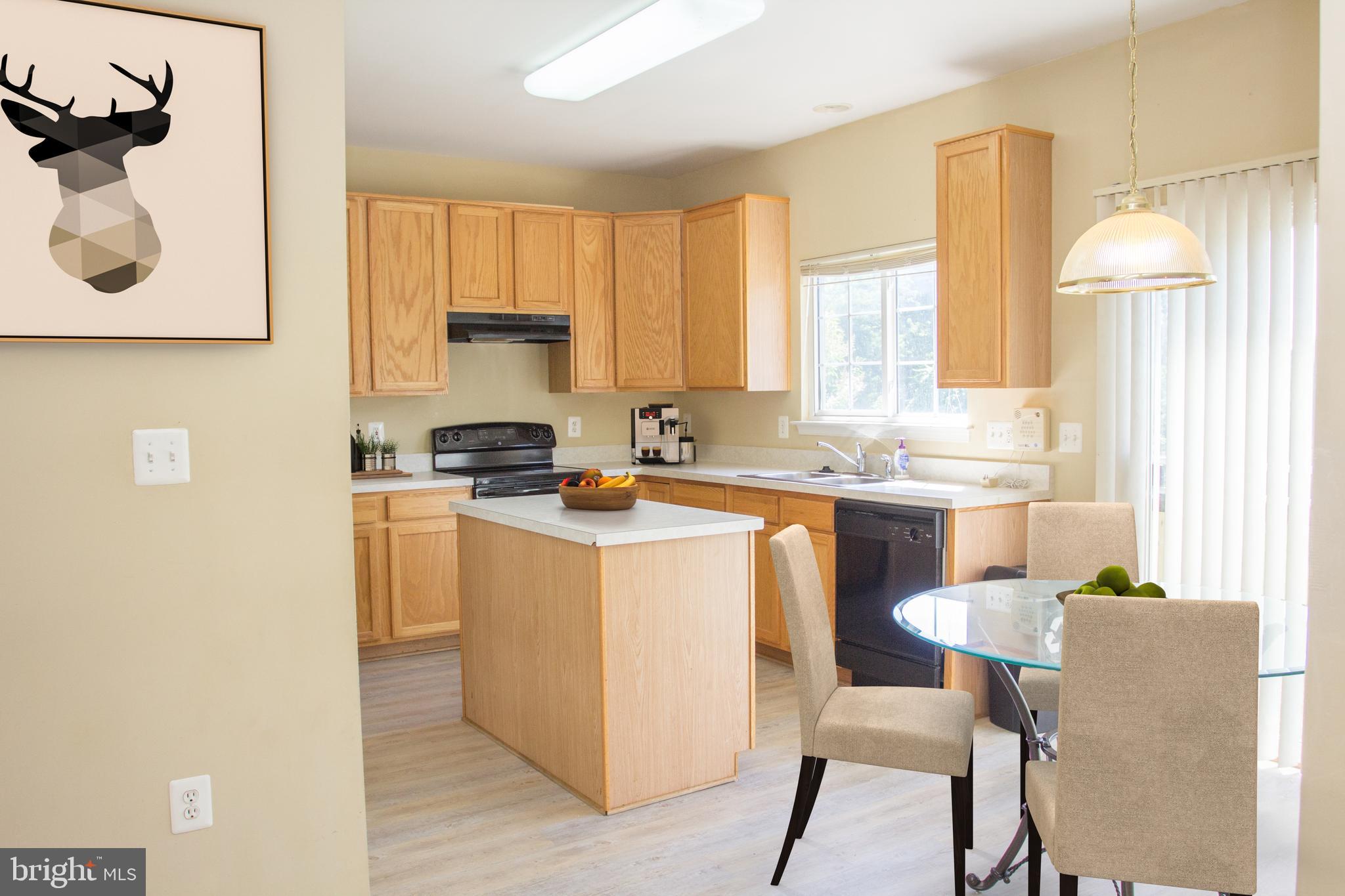 ENGLAND RUN NORTH - Residential