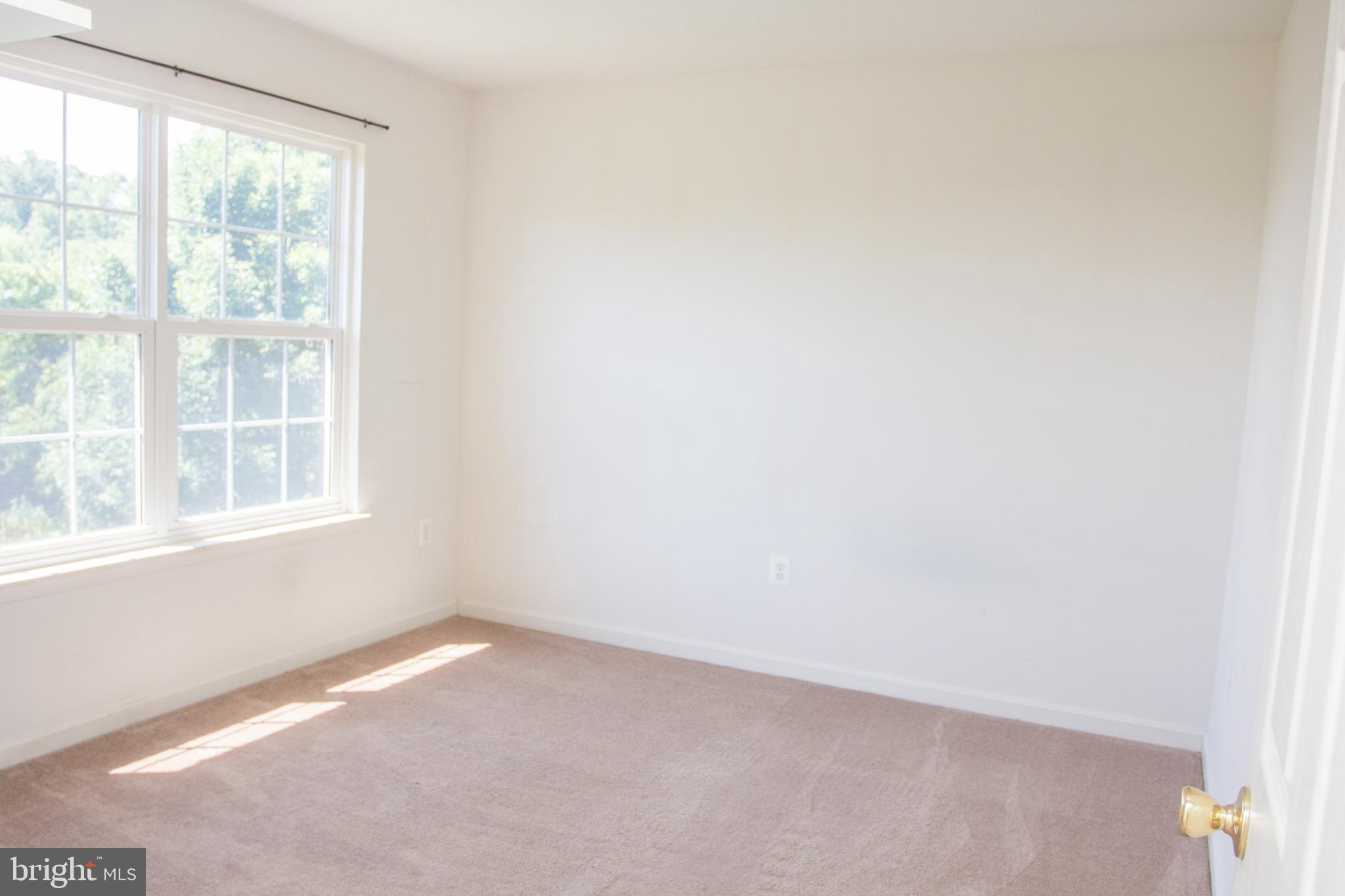 ENGLAND RUN NORTH - Residential