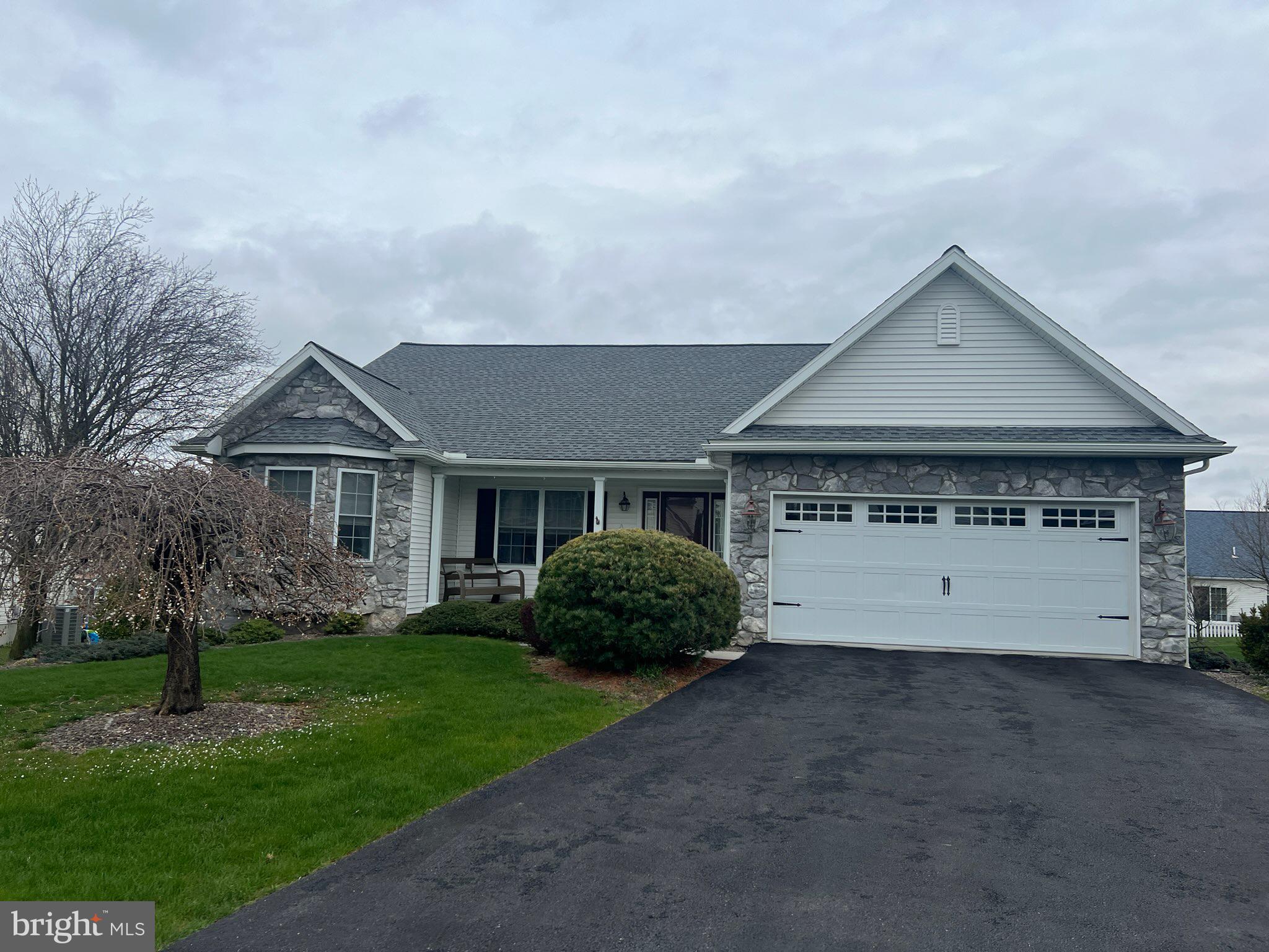 1013 HELM LANE