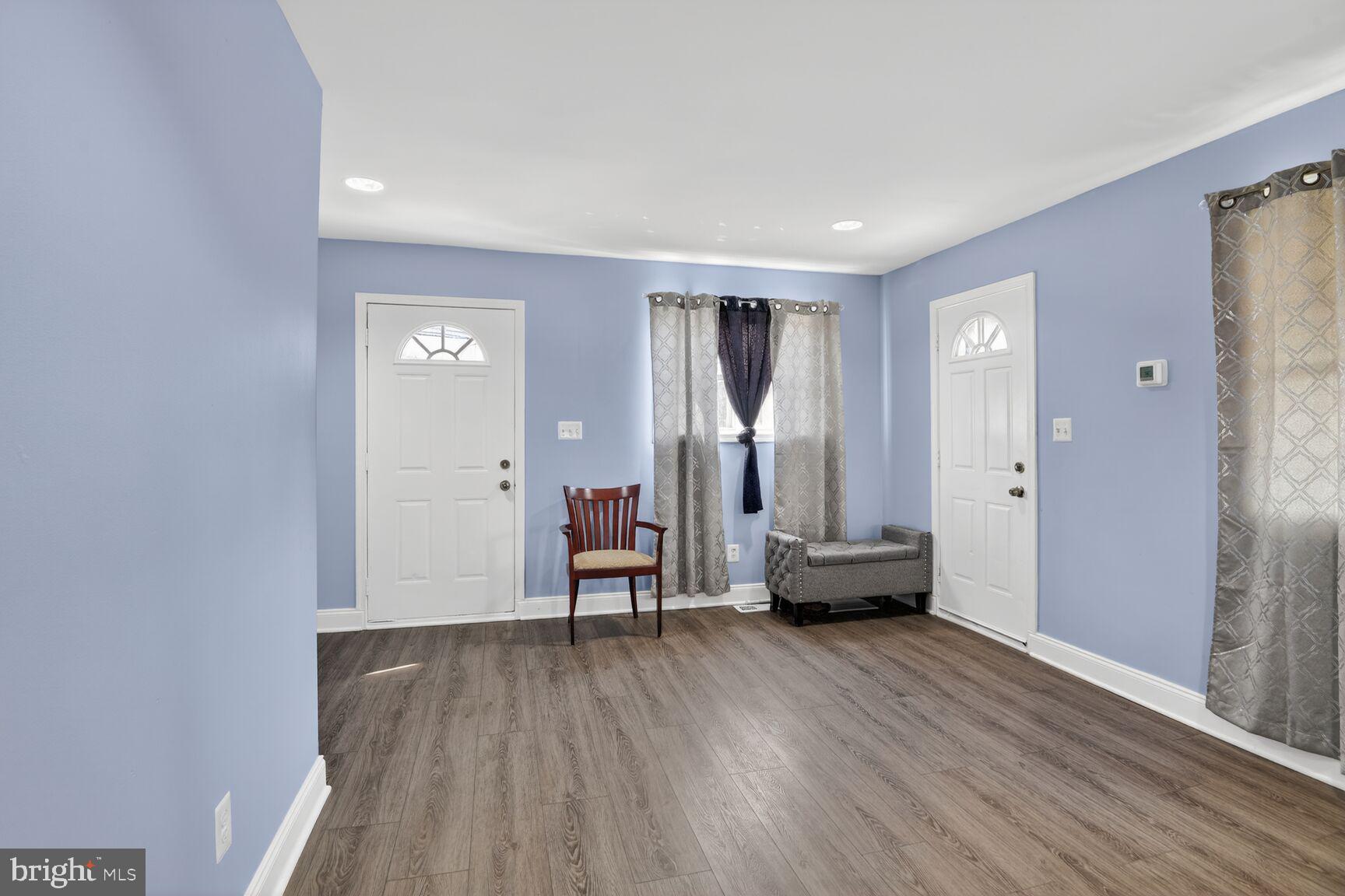 GLASSMANOR - Residential