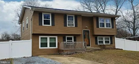 16 Pagnell Circle, Waldorf, MD MLS: MDCH2040160