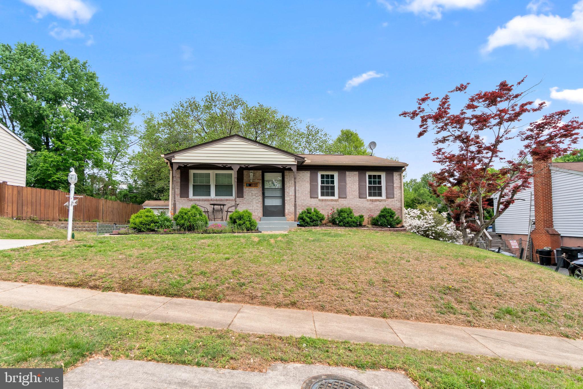 4962 LINSEY COURT