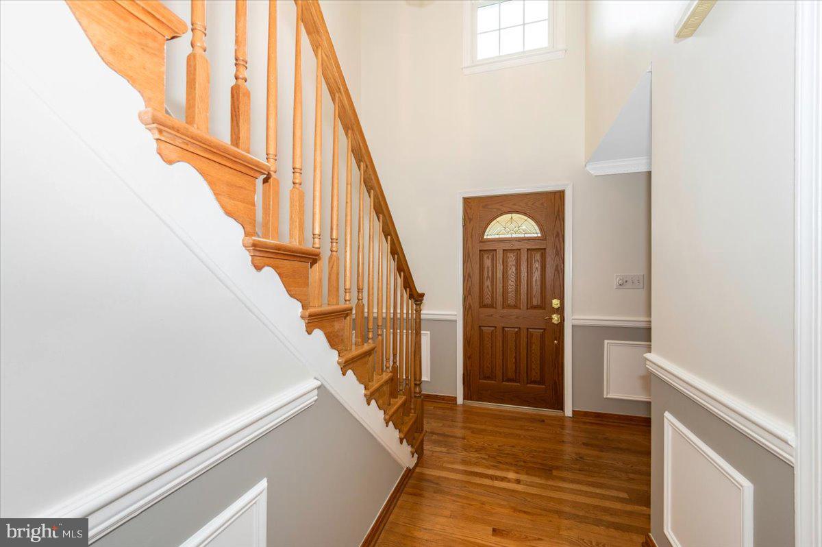 9713 MEADOWCROFT LANE