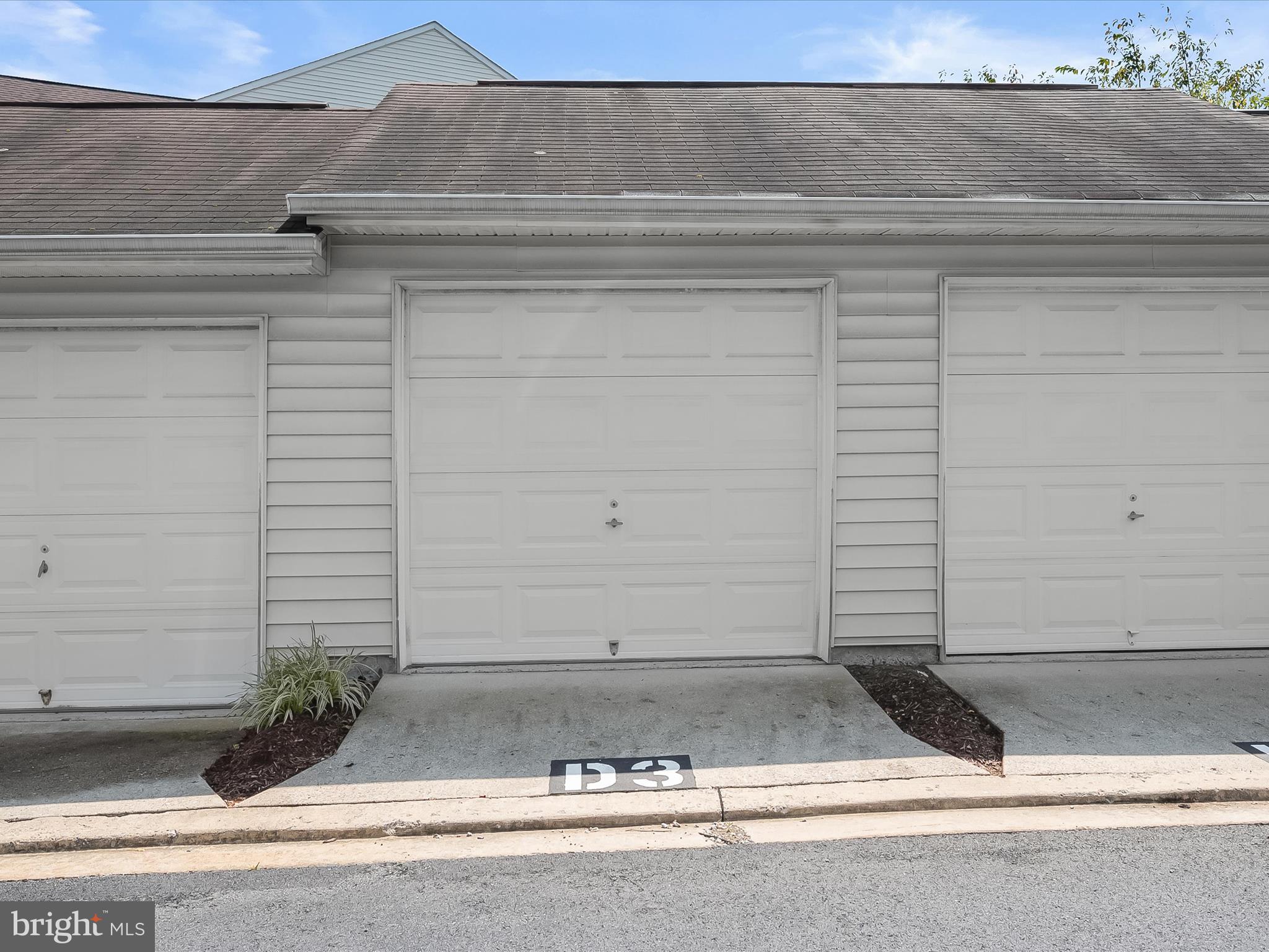 RIDGEVIEW - Residential