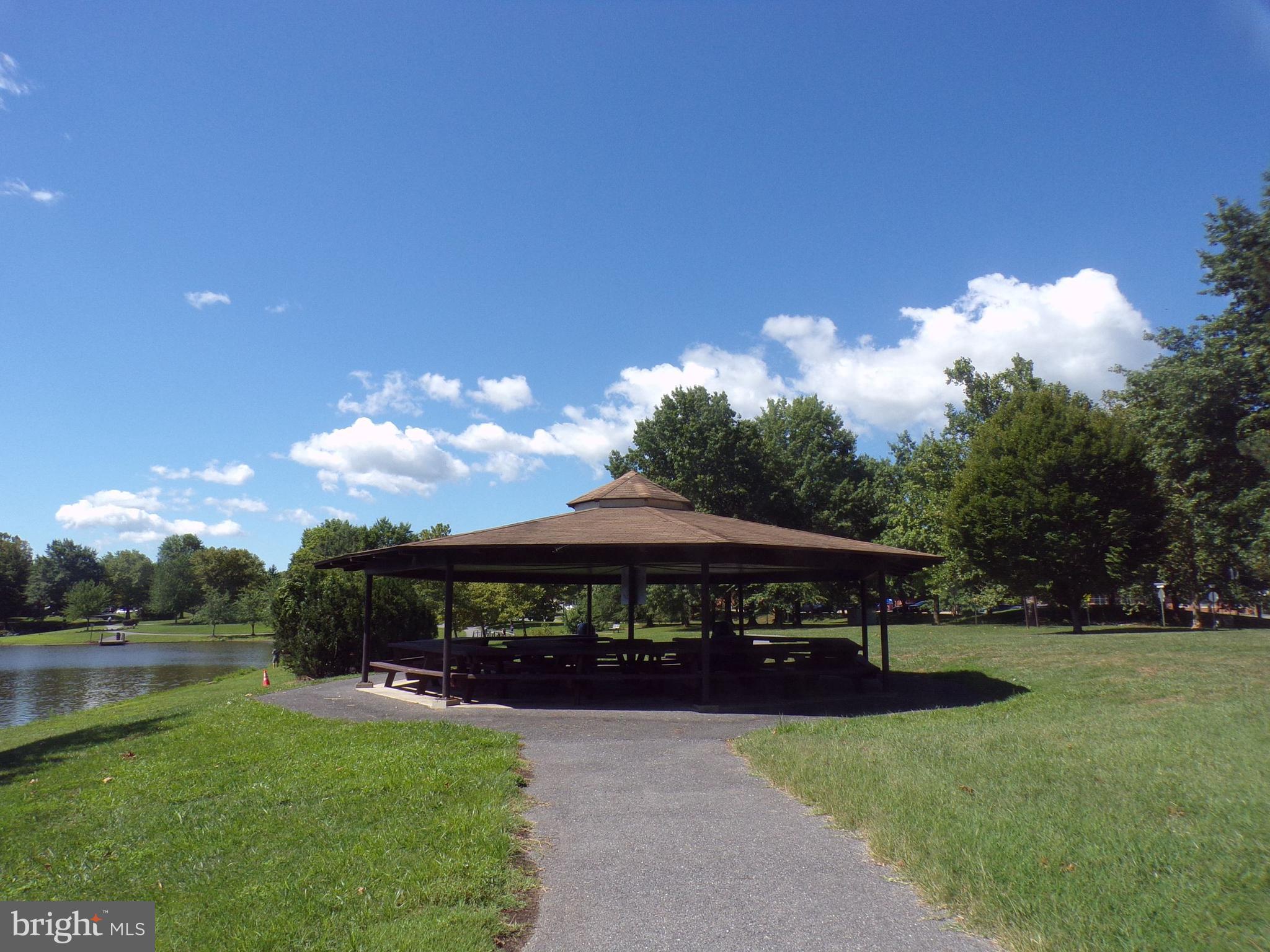 RIDGEVIEW - Residential