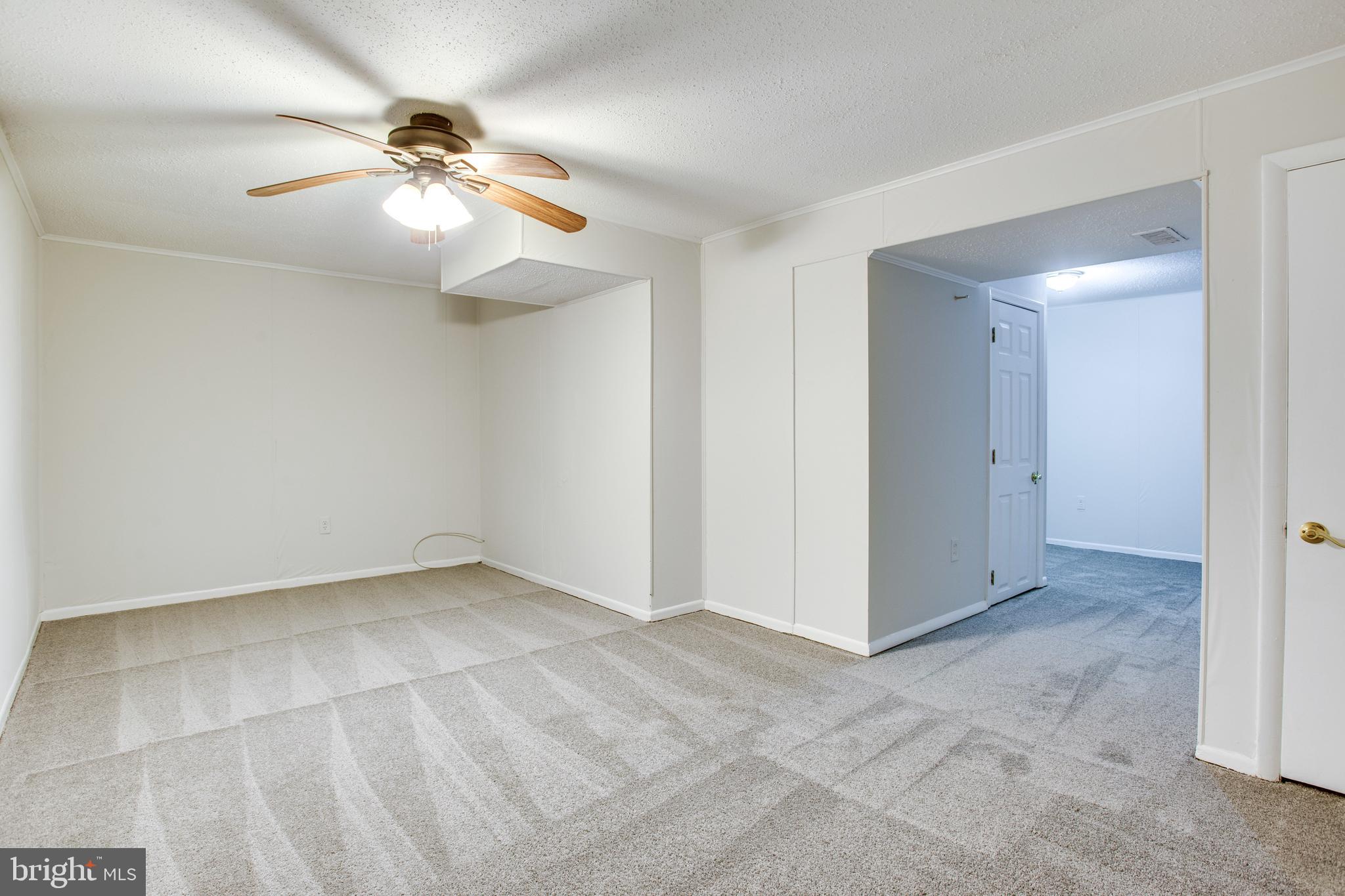 DAMASCUS VALLEY PARK - Residential