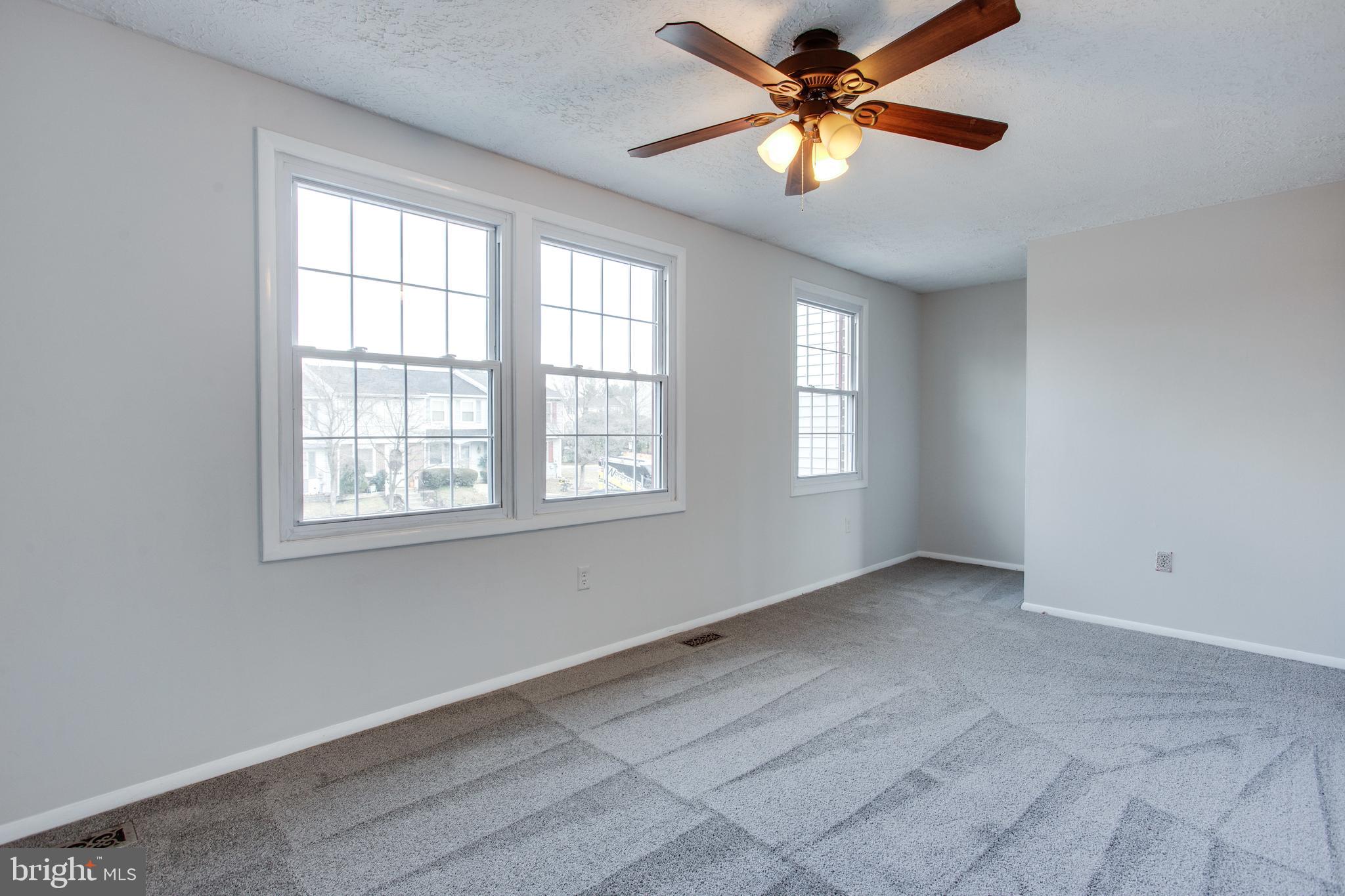 DAMASCUS VALLEY PARK - Residential