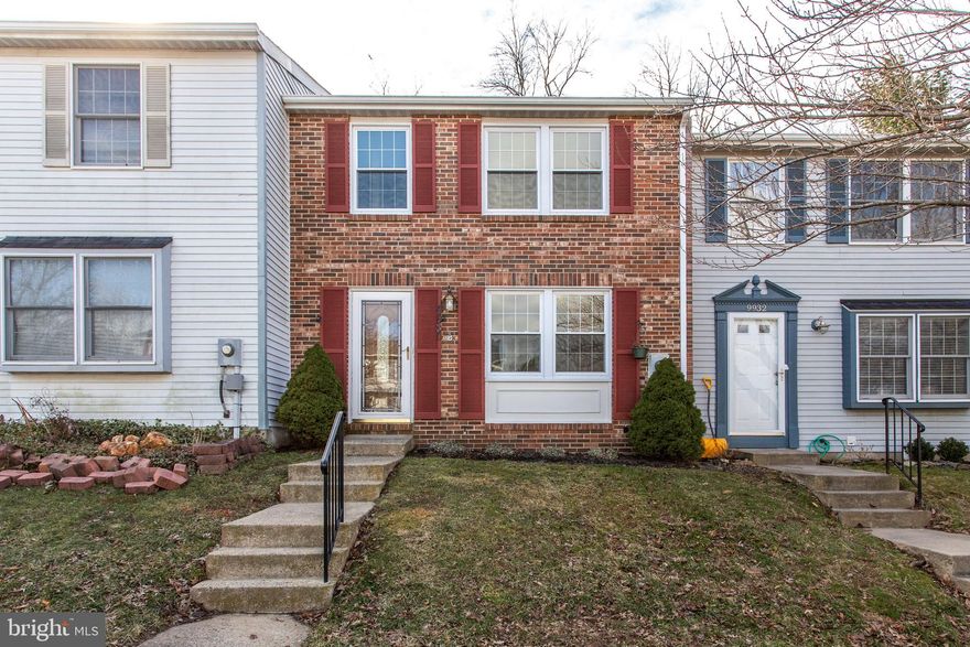 3BR/2.5BA 3-level townhouse in Damascus Valley! Gleaming hardwood floors! New carpet! New paint! Stainless steel appliances! Master BR with walk-in closet! Finished basement with full BA, rec room, windows & laundry! Large rear deck backing to trees! Lots of windows and natural light! Convenient to Frederick and Mt.Airy! Community includes pool, park, common area, bike path, playground and more! Call today for your private showing!