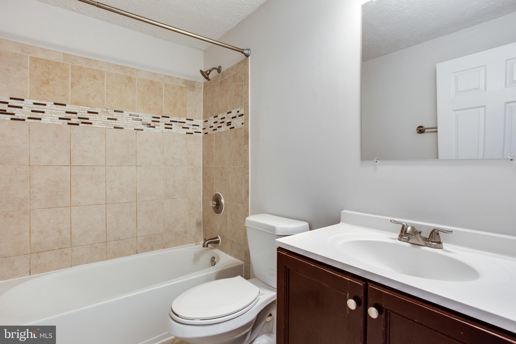 DAMASCUS VALLEY PARK - Residential