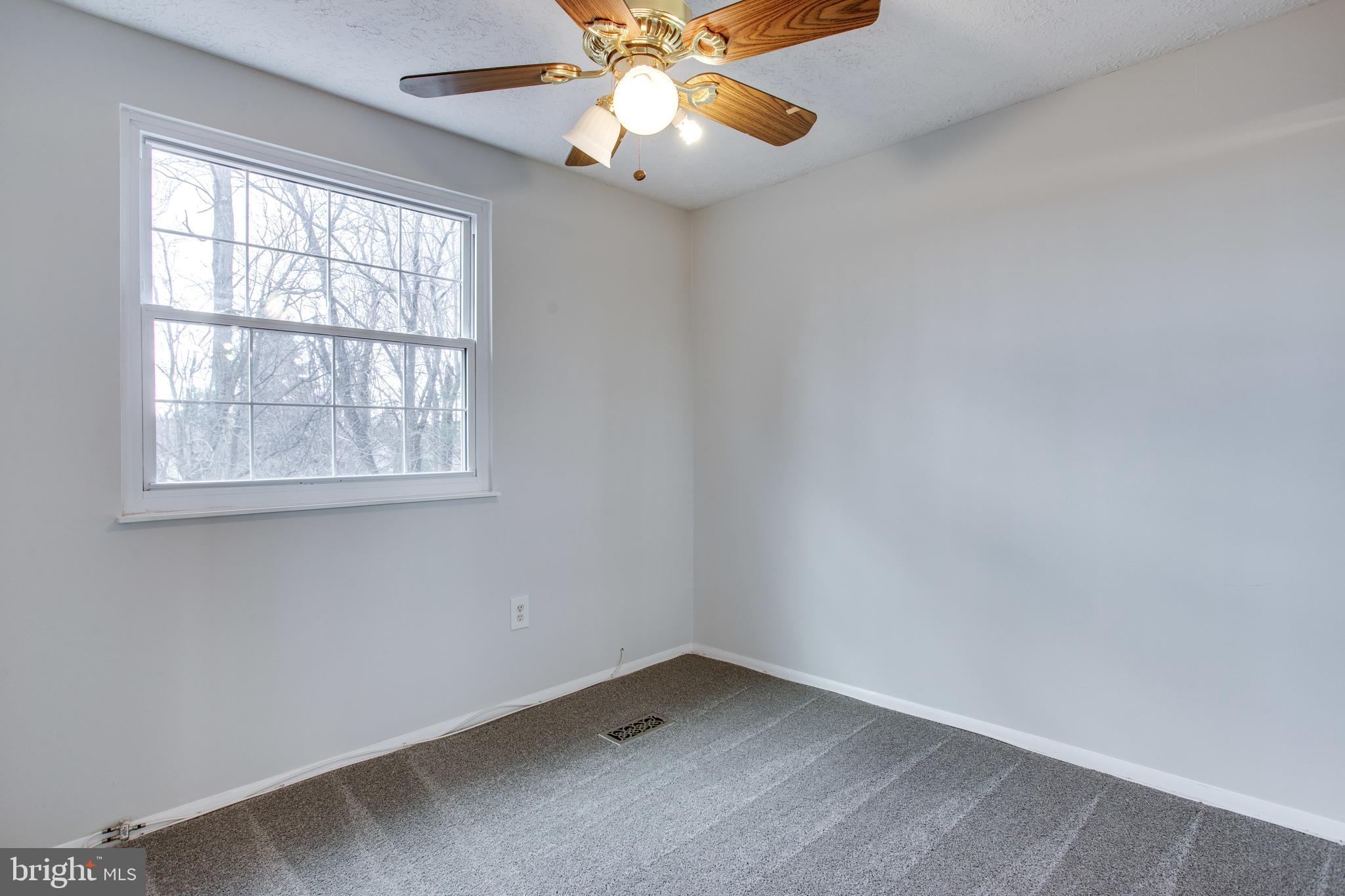 DAMASCUS VALLEY PARK - Residential