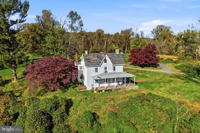 304 VALLEY ROAD WEST GROVE PA 19390
