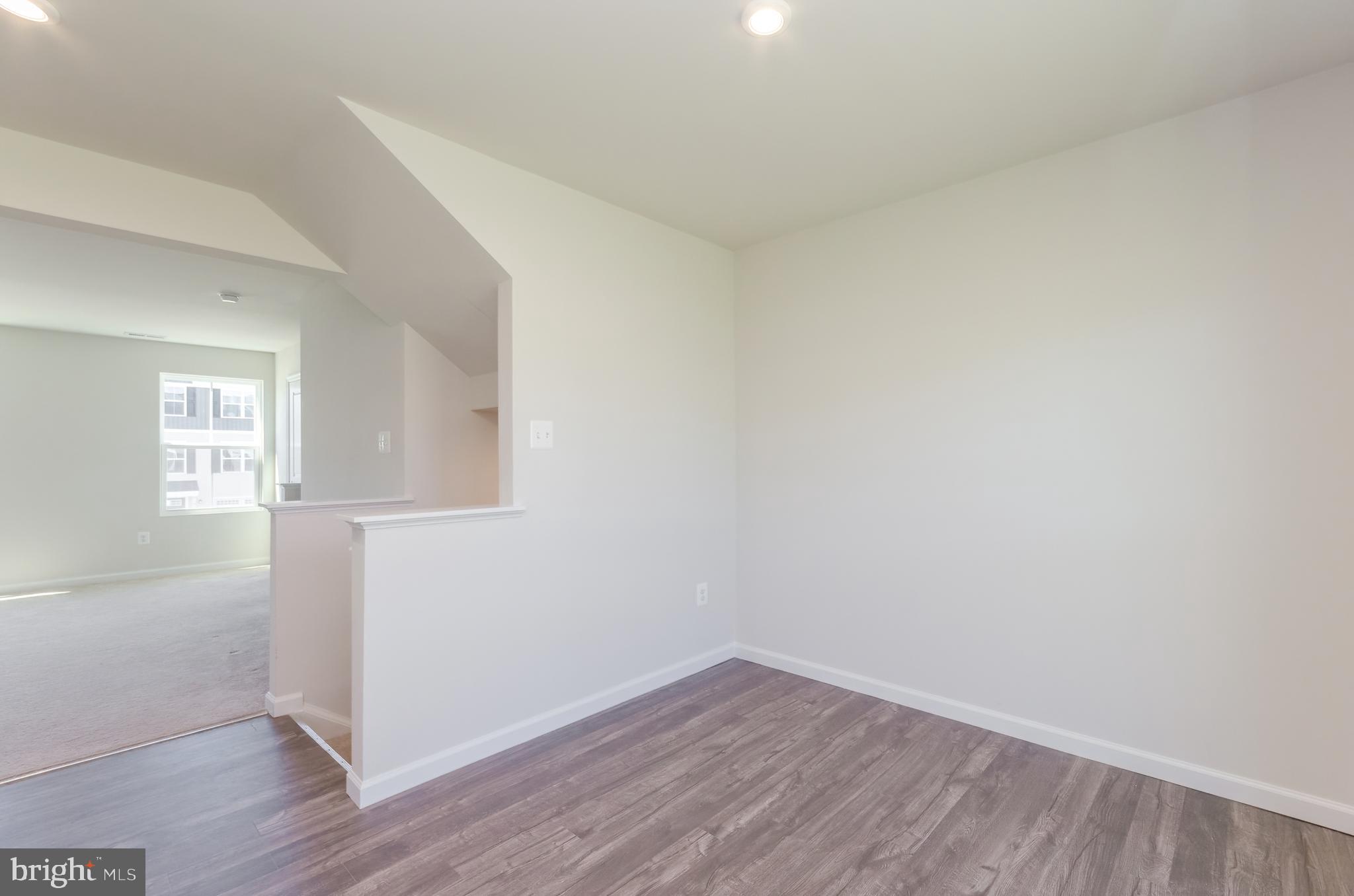 THE LAKES AT MARTINSBURG - Residential Lease