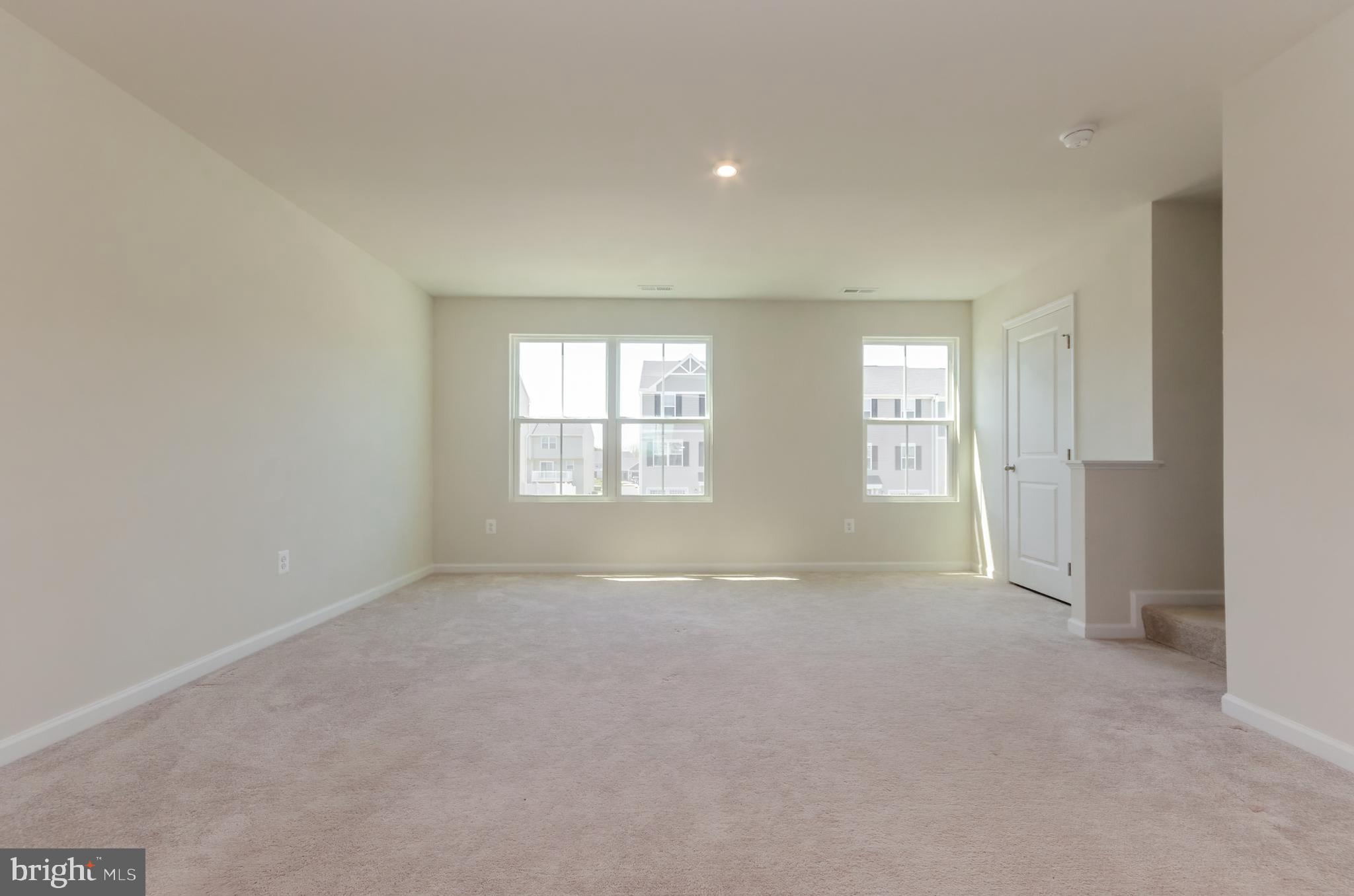 THE LAKES AT MARTINSBURG - Residential Lease