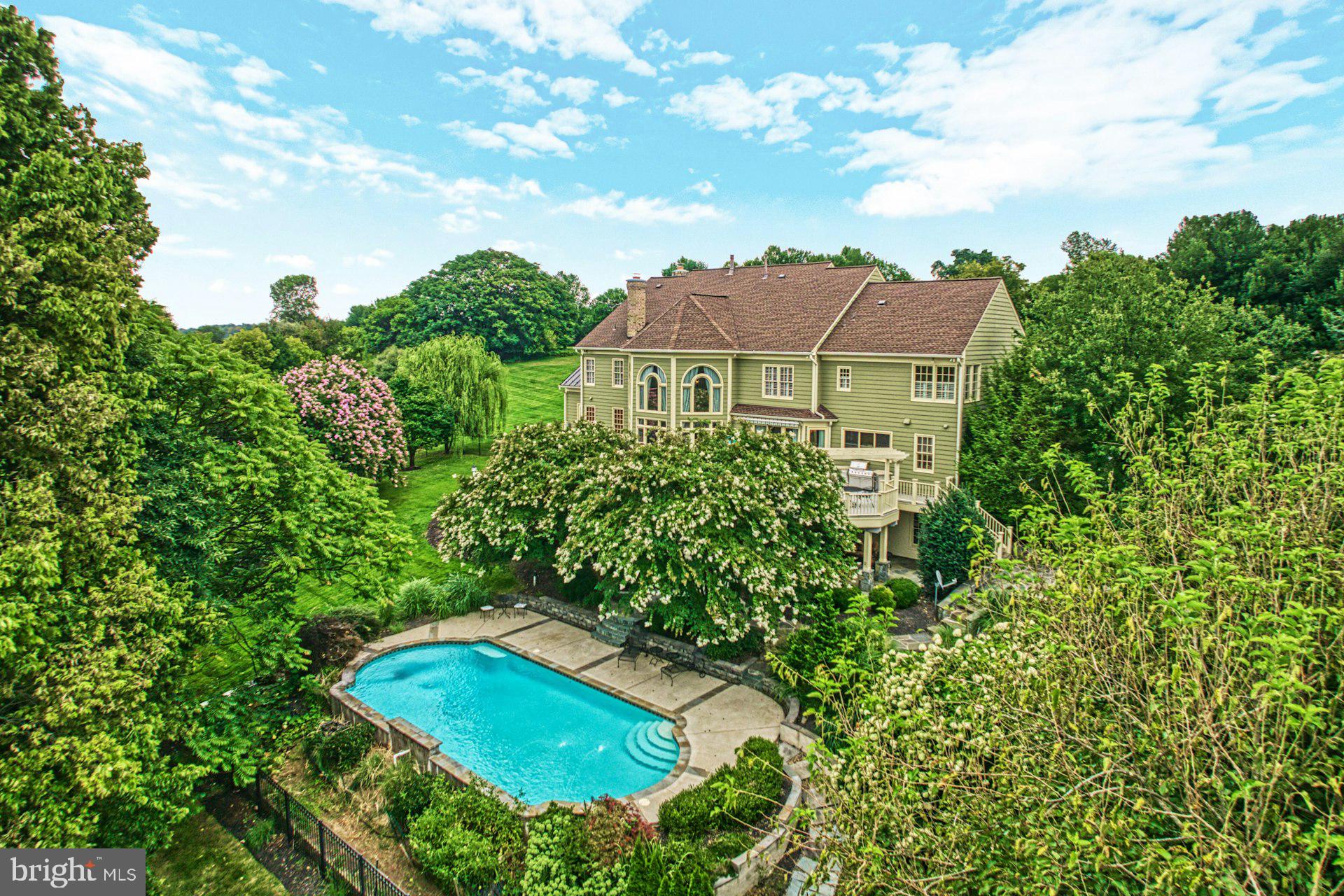 BEACON HILL - Residential