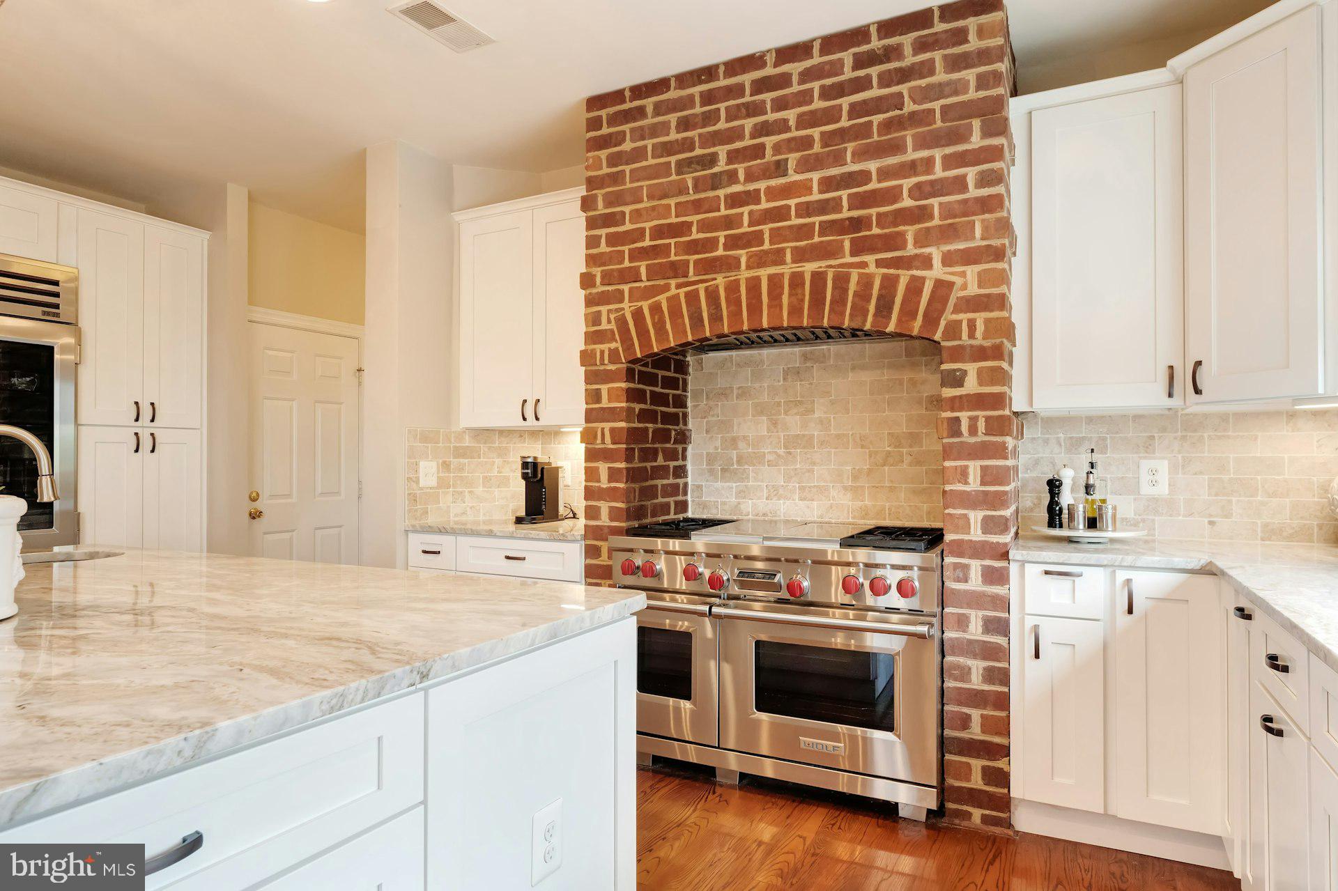 BEACON HILL - Residential