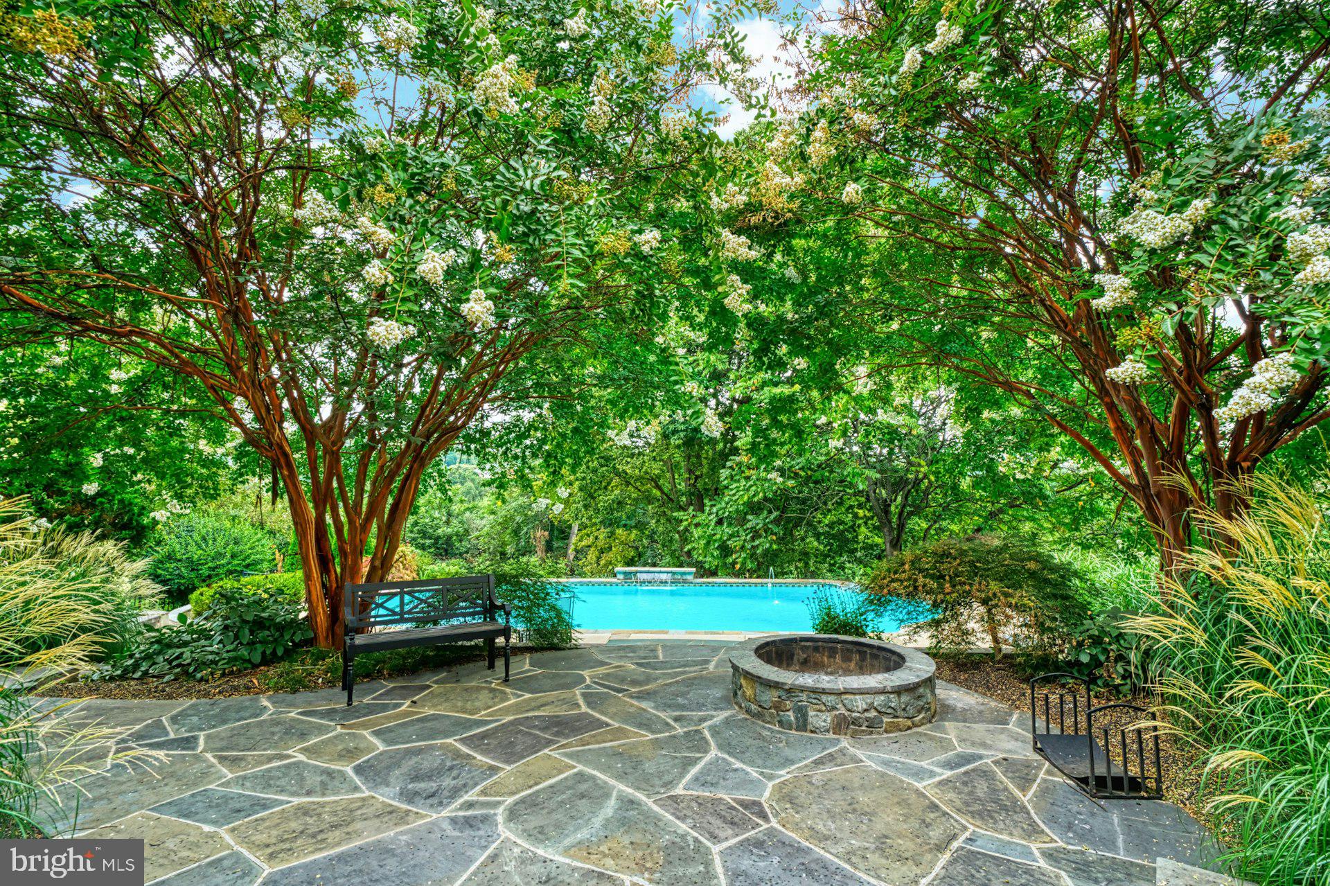 BEACON HILL - Residential