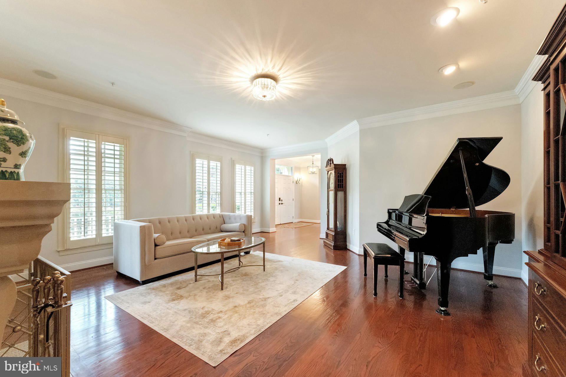 BEACON HILL - Residential