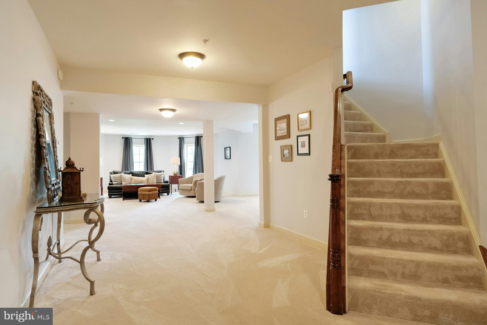 BEACON HILL - Residential