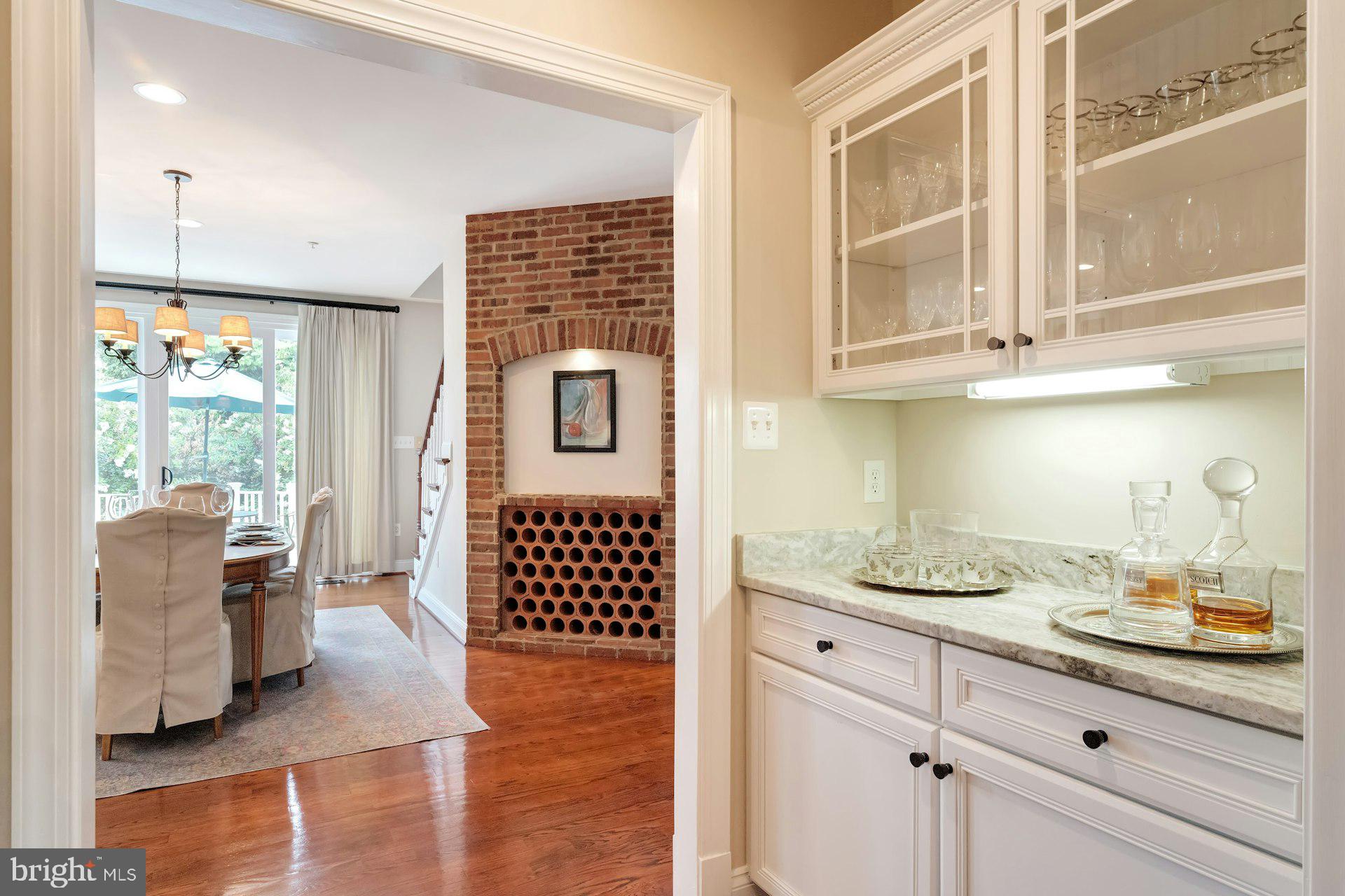 BEACON HILL - Residential