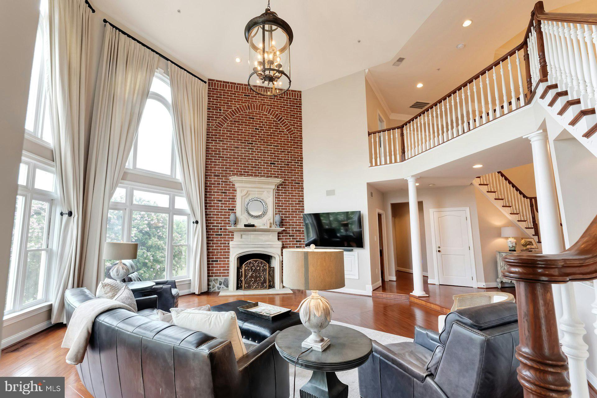 BEACON HILL - Residential